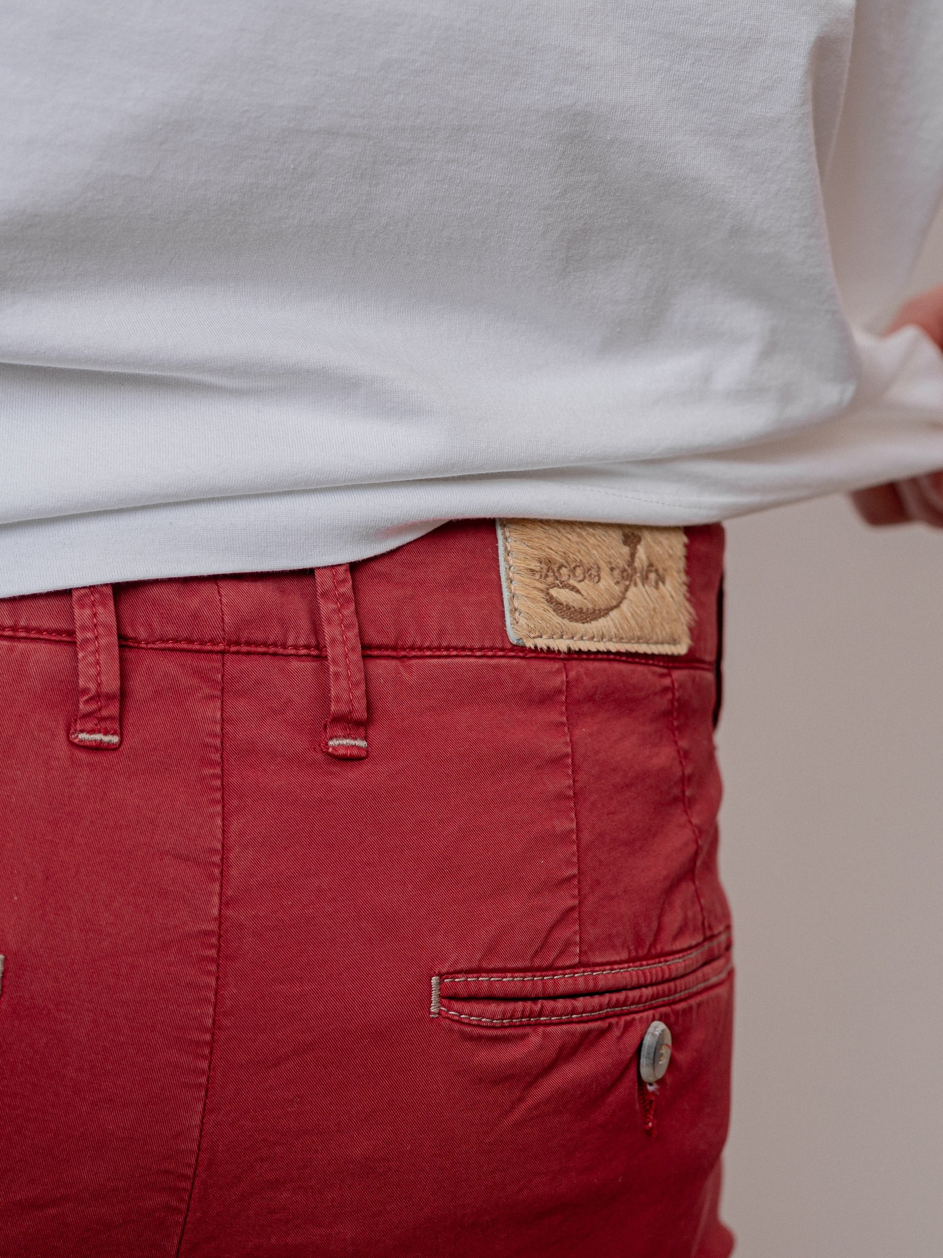 Jacob Cohën Bobby slim fit red chinos for men