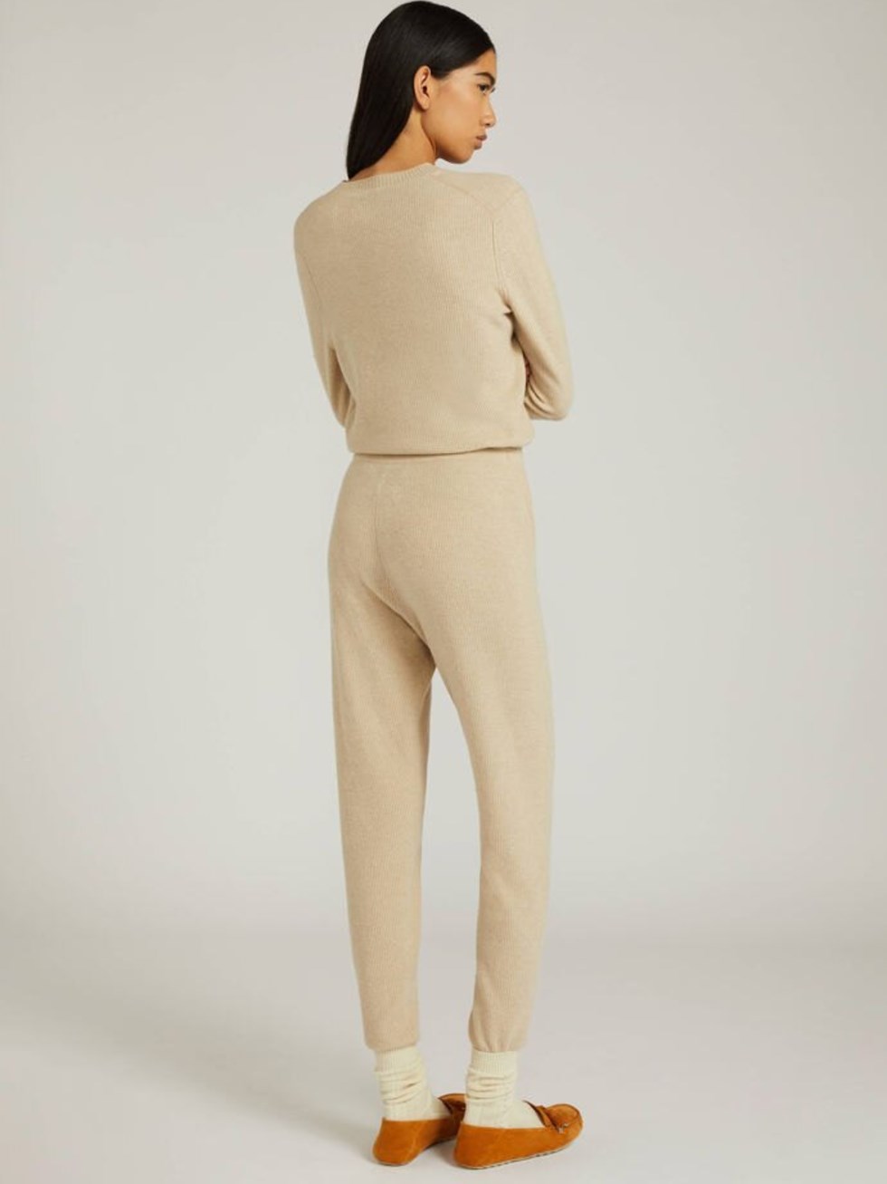 Loro Piana Vinci beige cashmere trousers in a sporty style