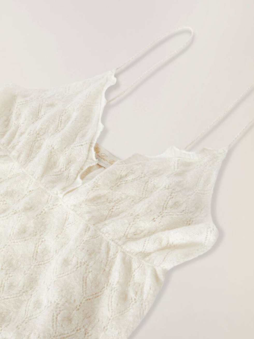 Loro Piana Cocooning white lace top made of silk and cashmere