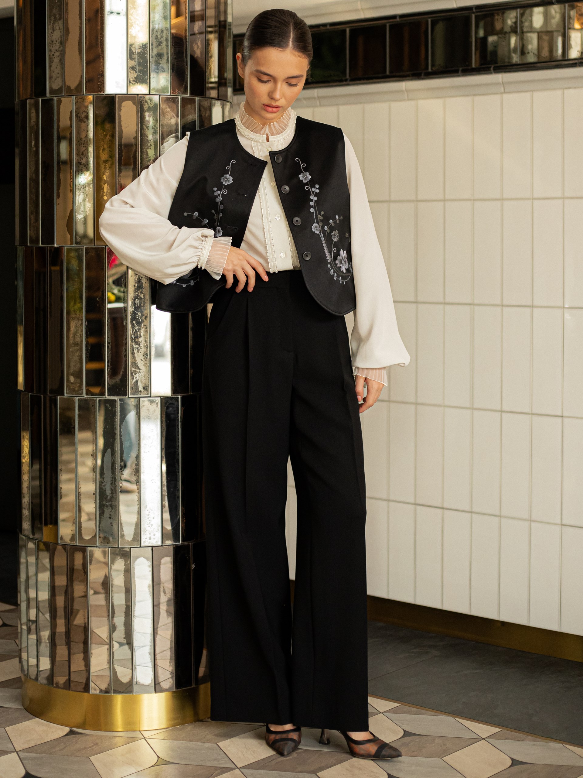 Park Avenue Atelier palazzo pants in black wool