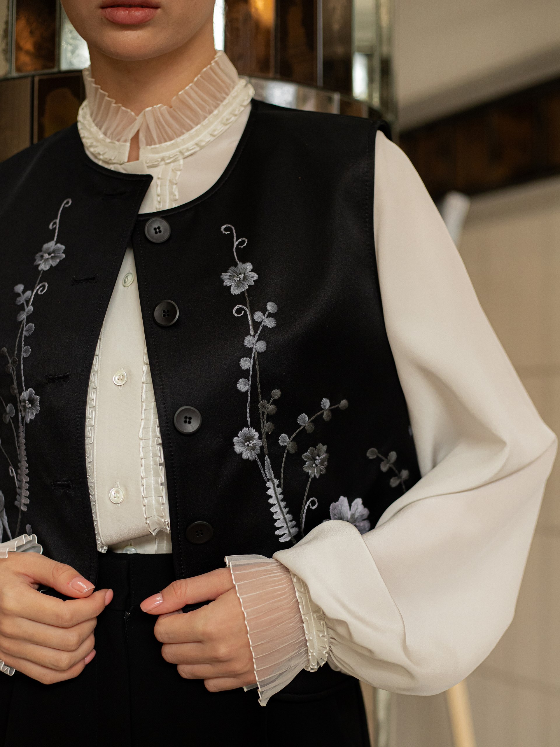 Park Avenue Atelier blouse decorated with lace