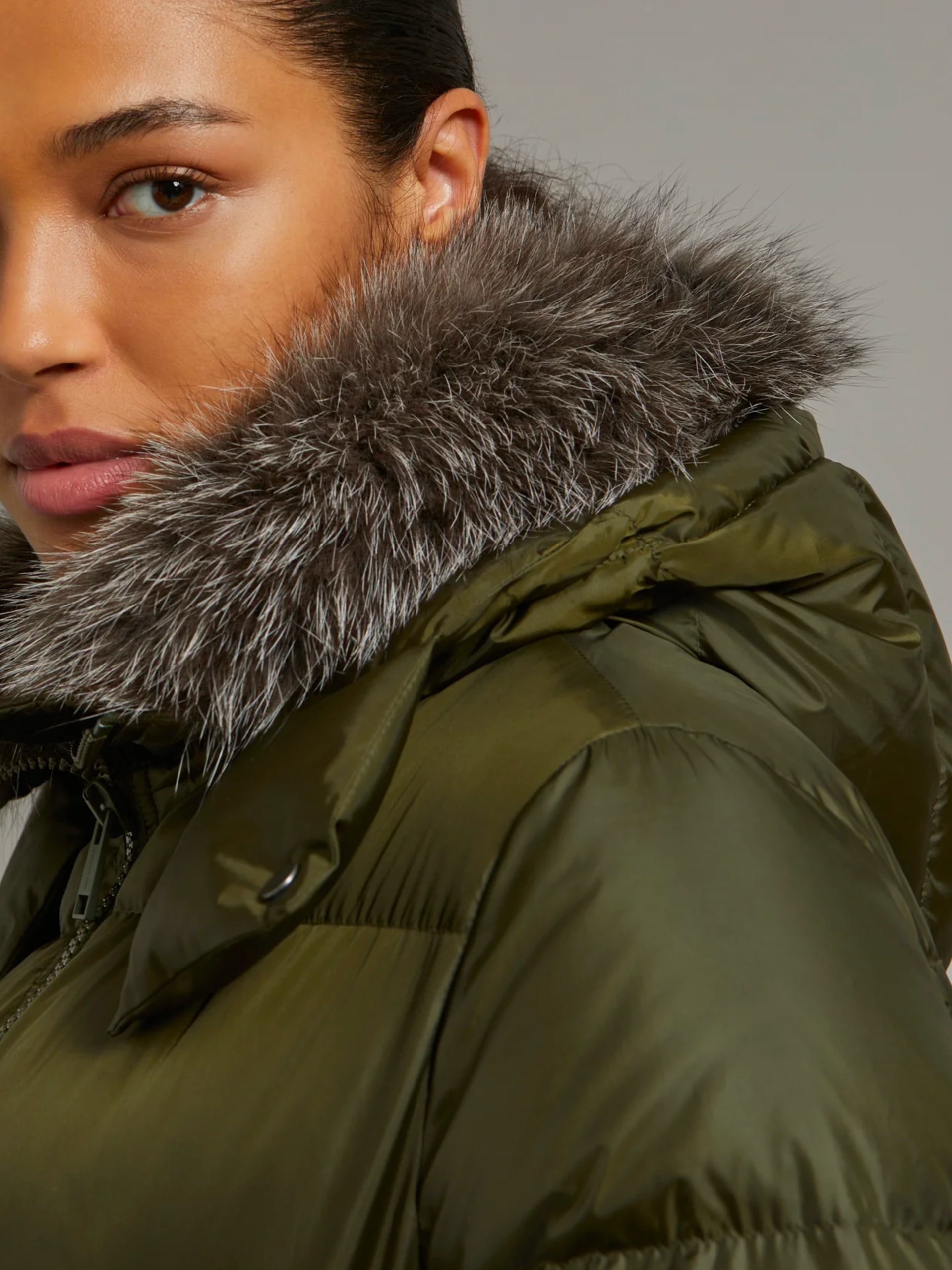 Yves Salomon Army A silhouette khaki cropped down jacket