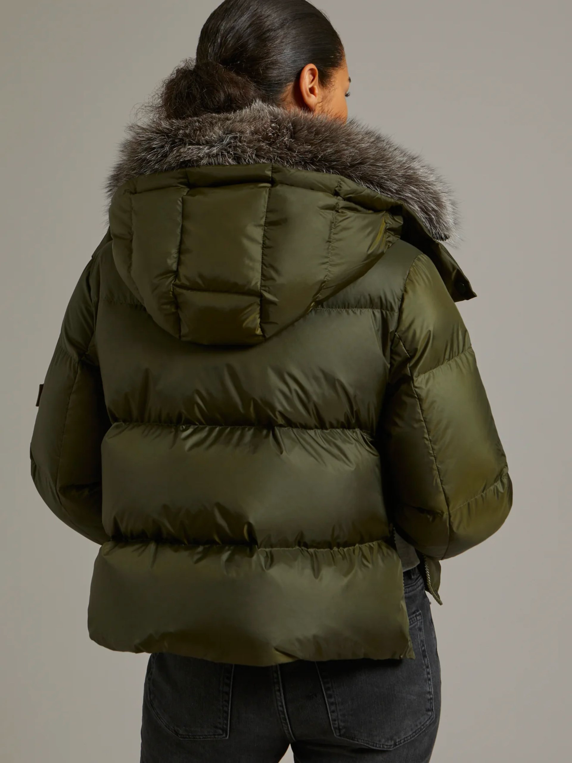 Yves Salomon Army A silhouette khaki cropped down jacket