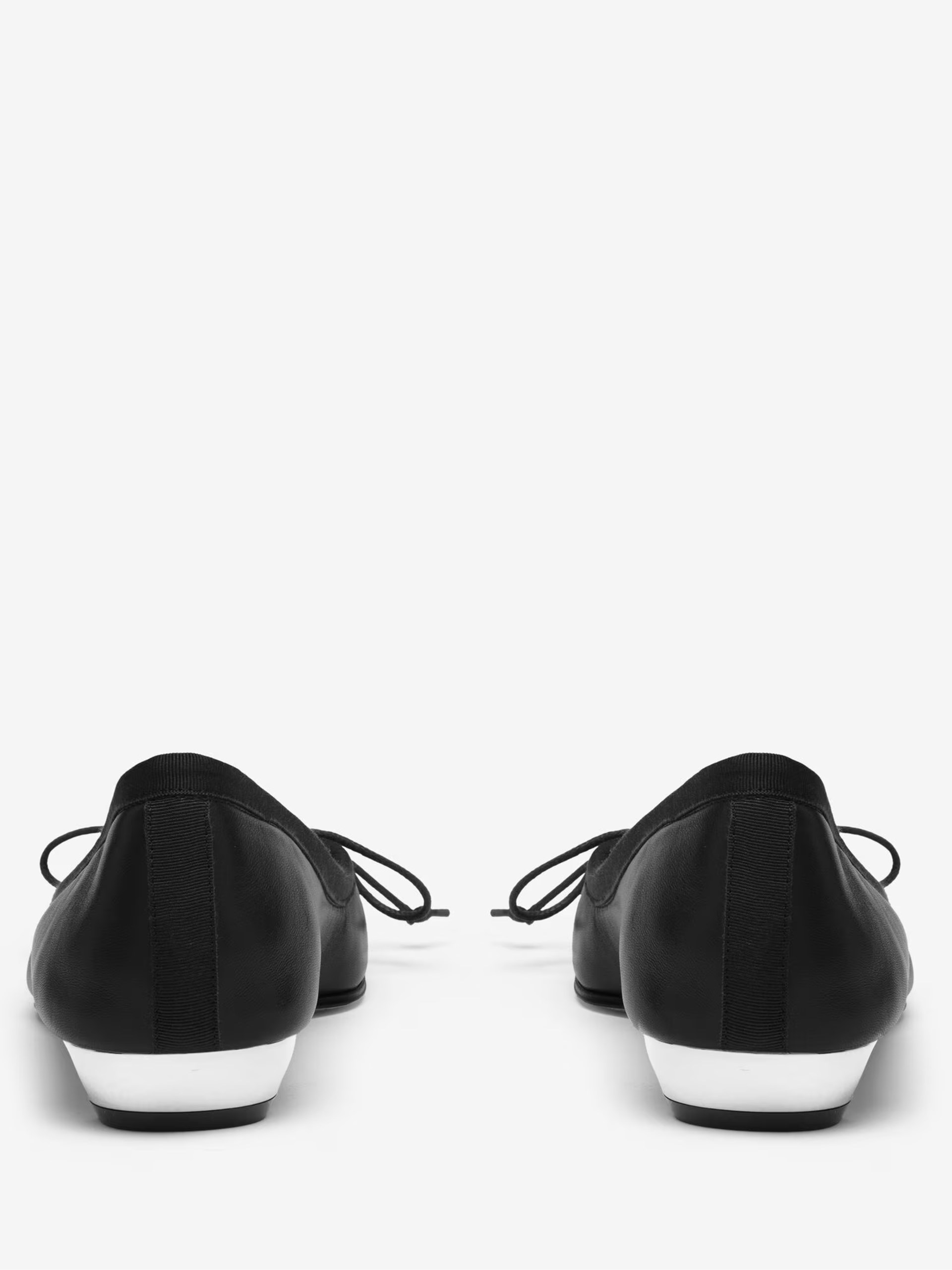Alexander Mcqueen Armadillo Black ballet flats with a bow
