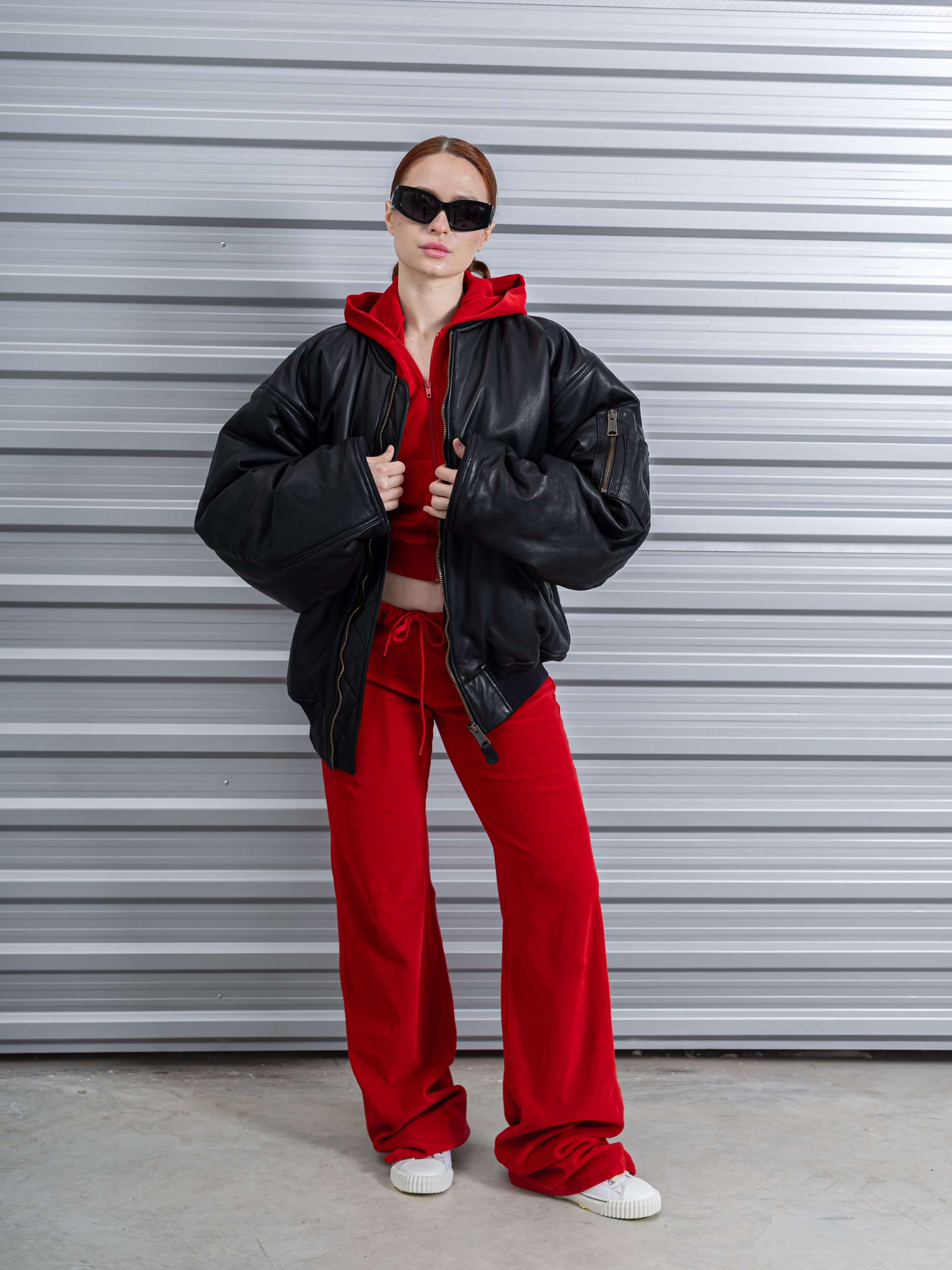 Чорний шкіряний бомбер Balenciaga Garde-robe