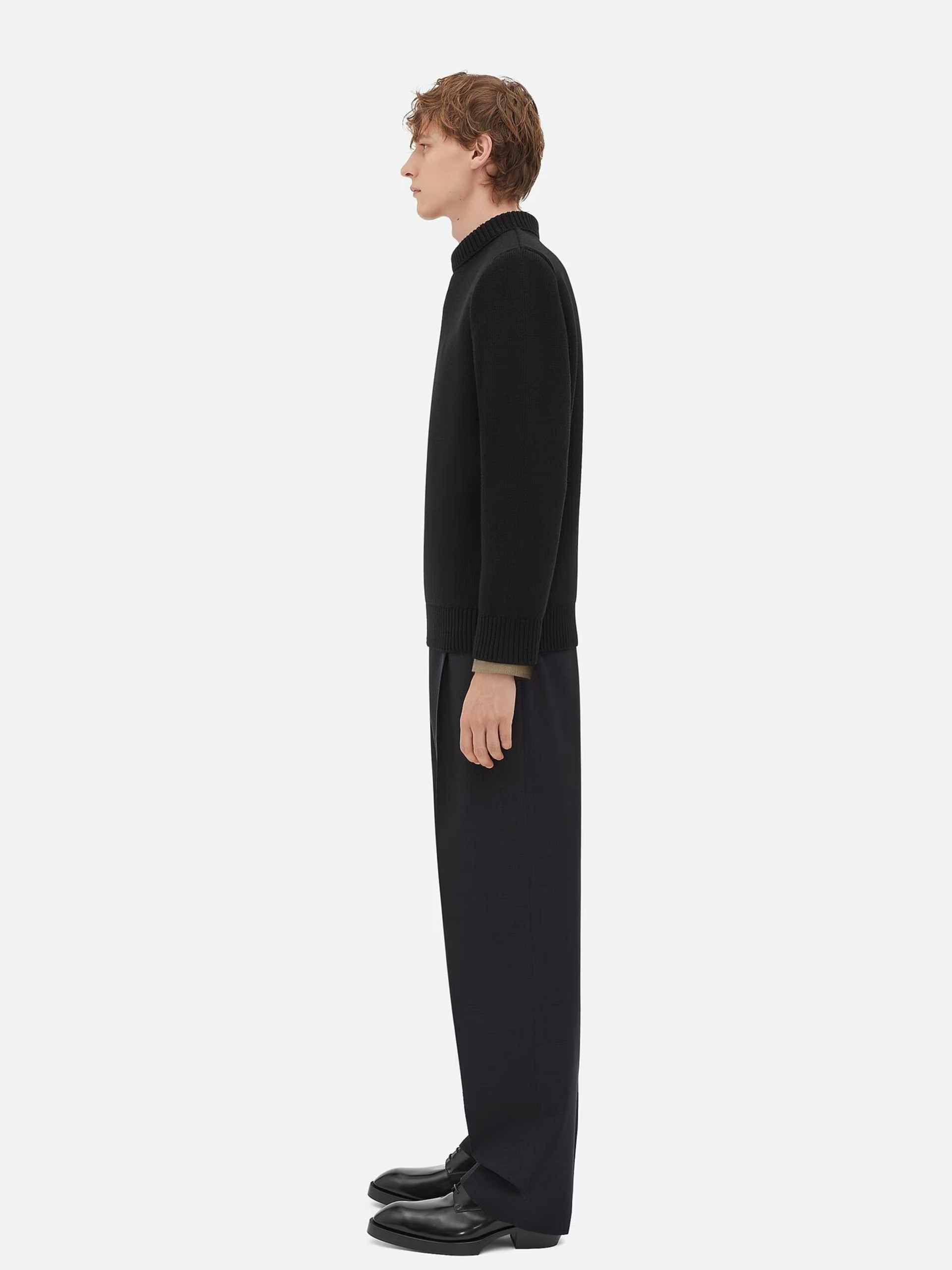 Bottega Veneta men's black light with voluminous shoulders