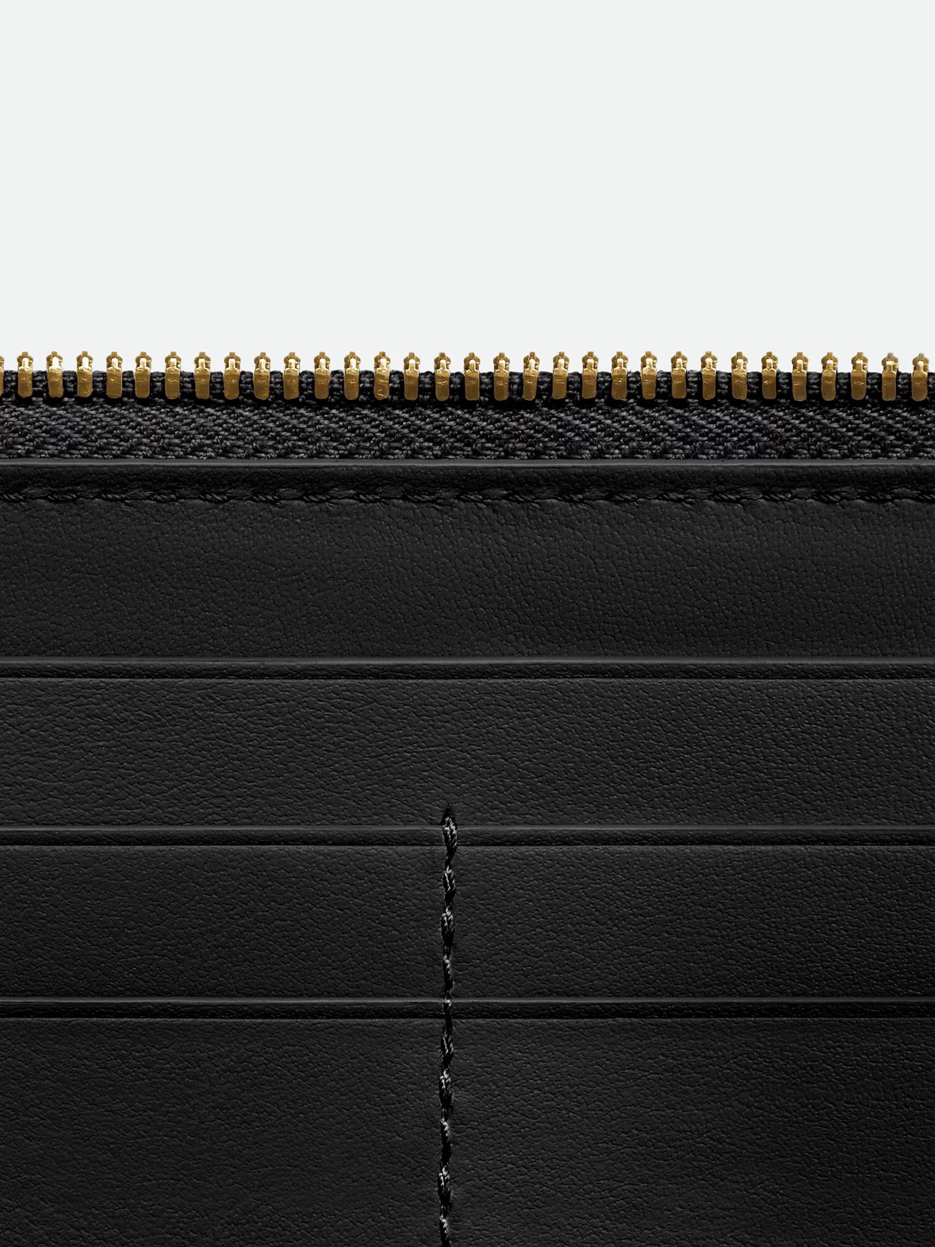 Bottega Veneta Black wallet in soft Intreccio leather