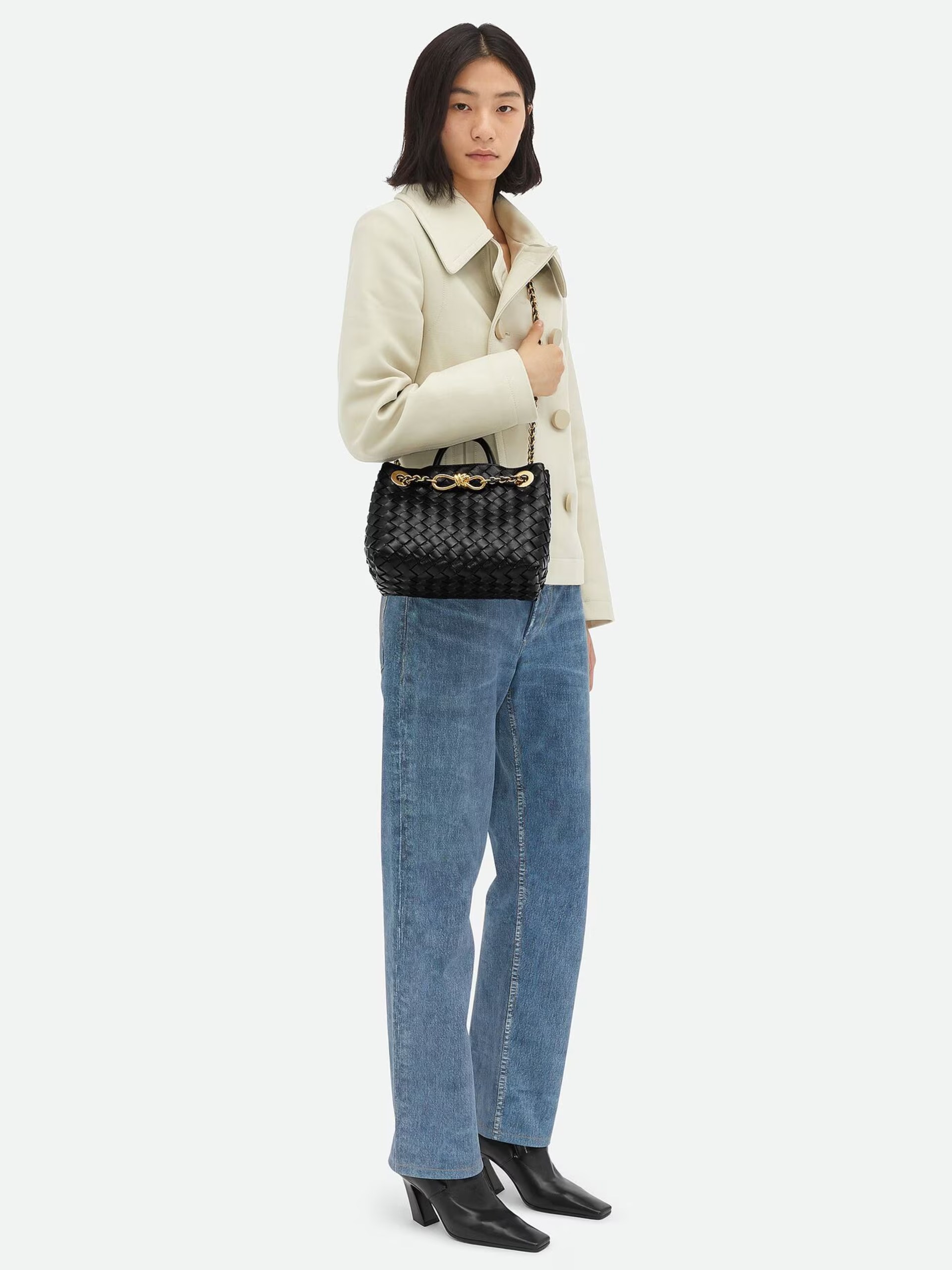 Чорна сумка Bottega Veneta Small Andiamo Chain з м’якої шкіри Intrecciato