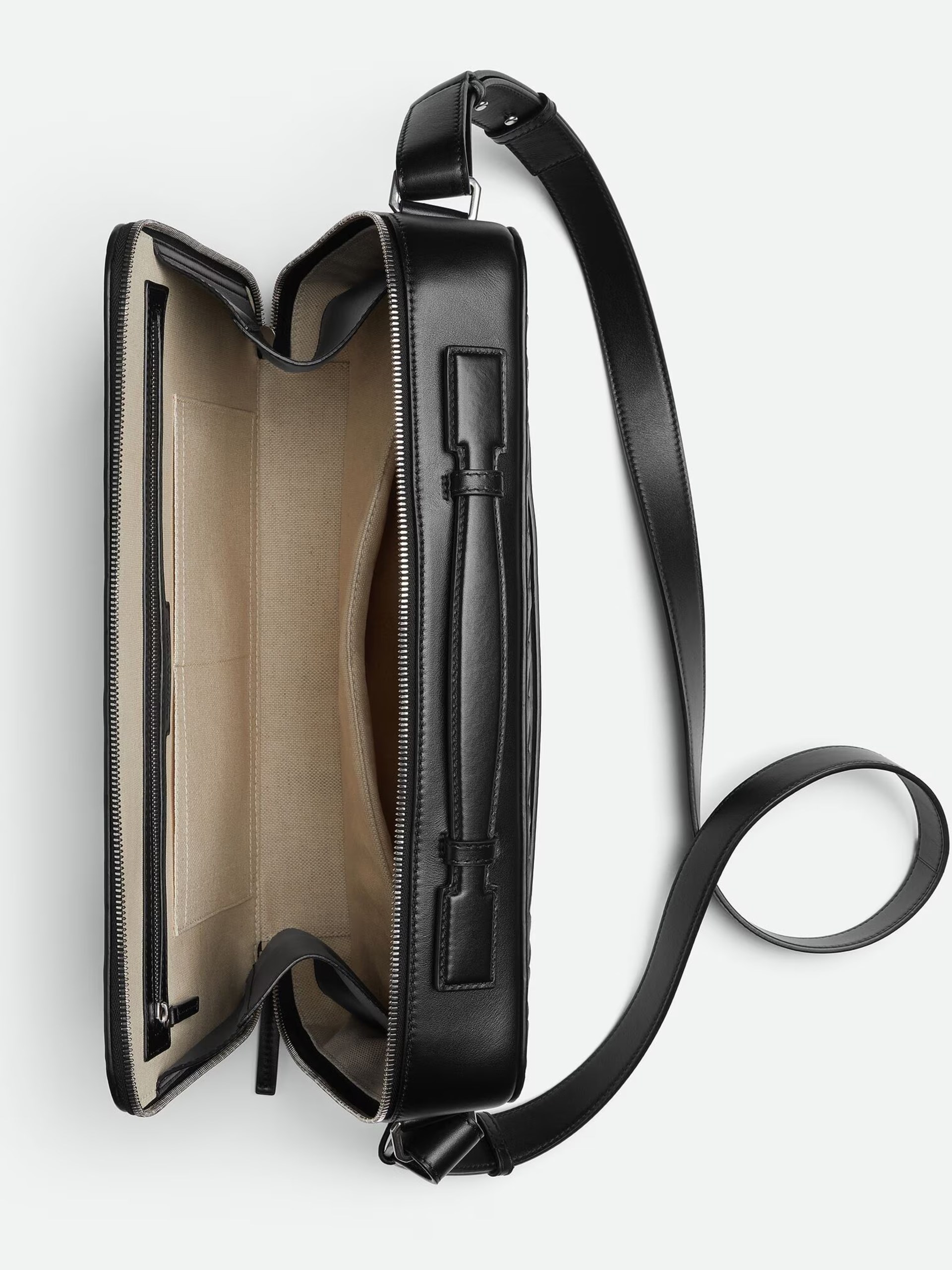 Bottega Veneta black briefcase in soft Intrecciato leather