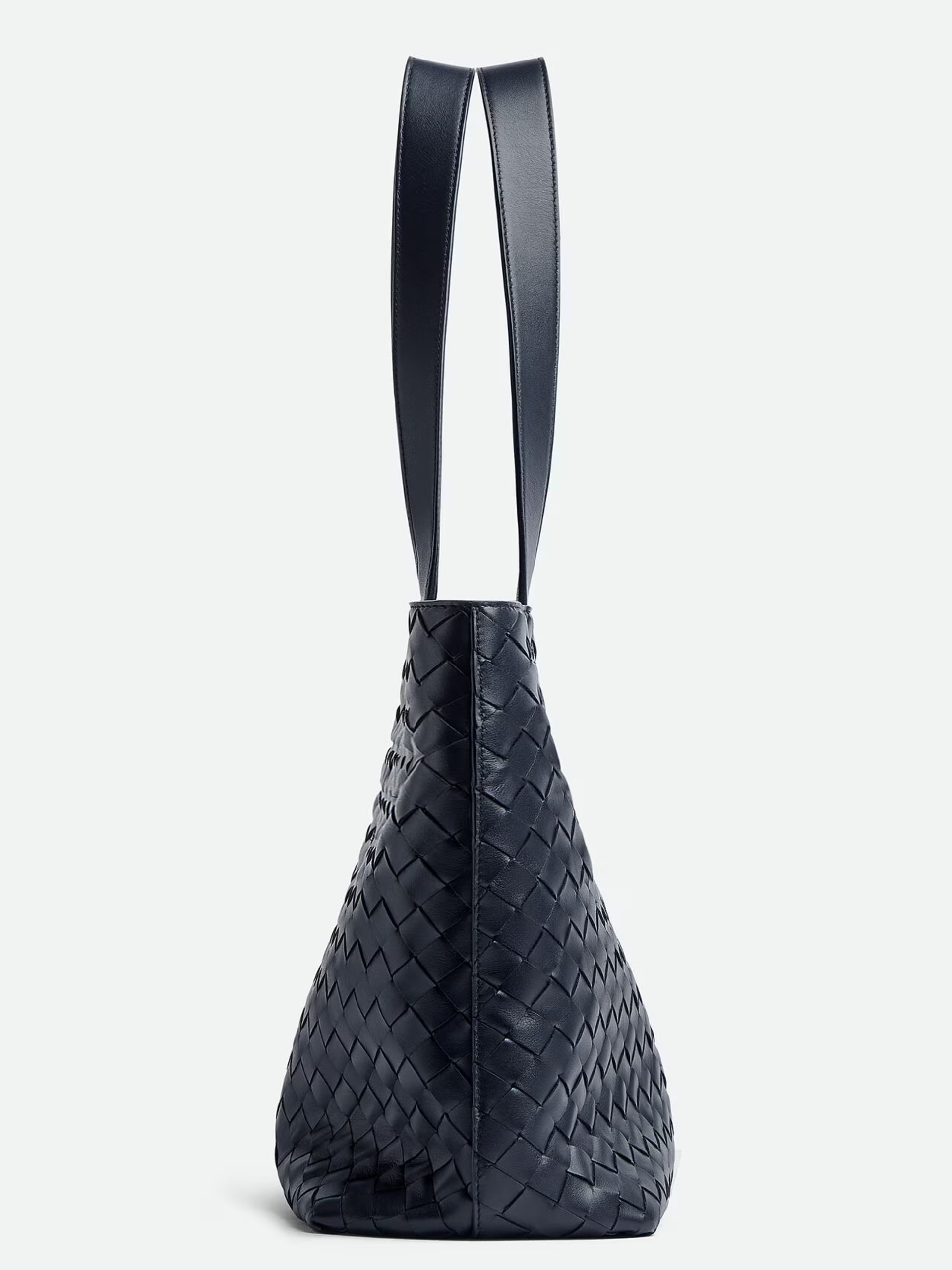 Bottega Veneta Small navy tote bag in soft Intrecciato leather with zipper