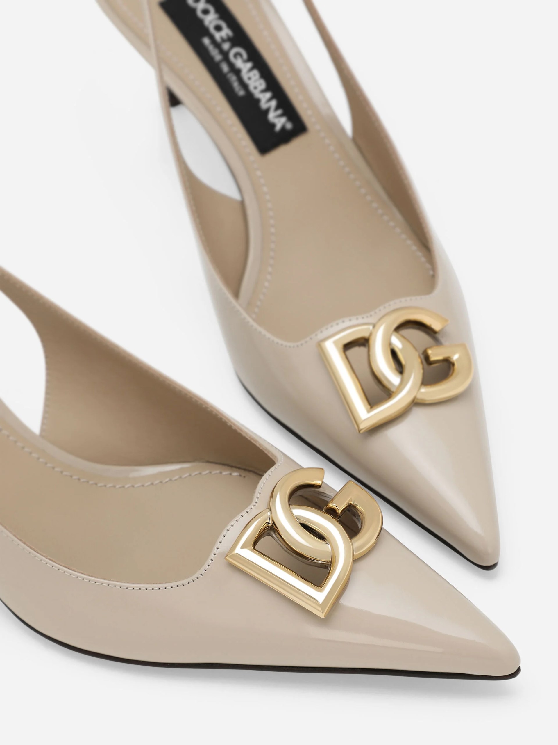 Dolce&Gabbana beige patent leather slingbacks with heels