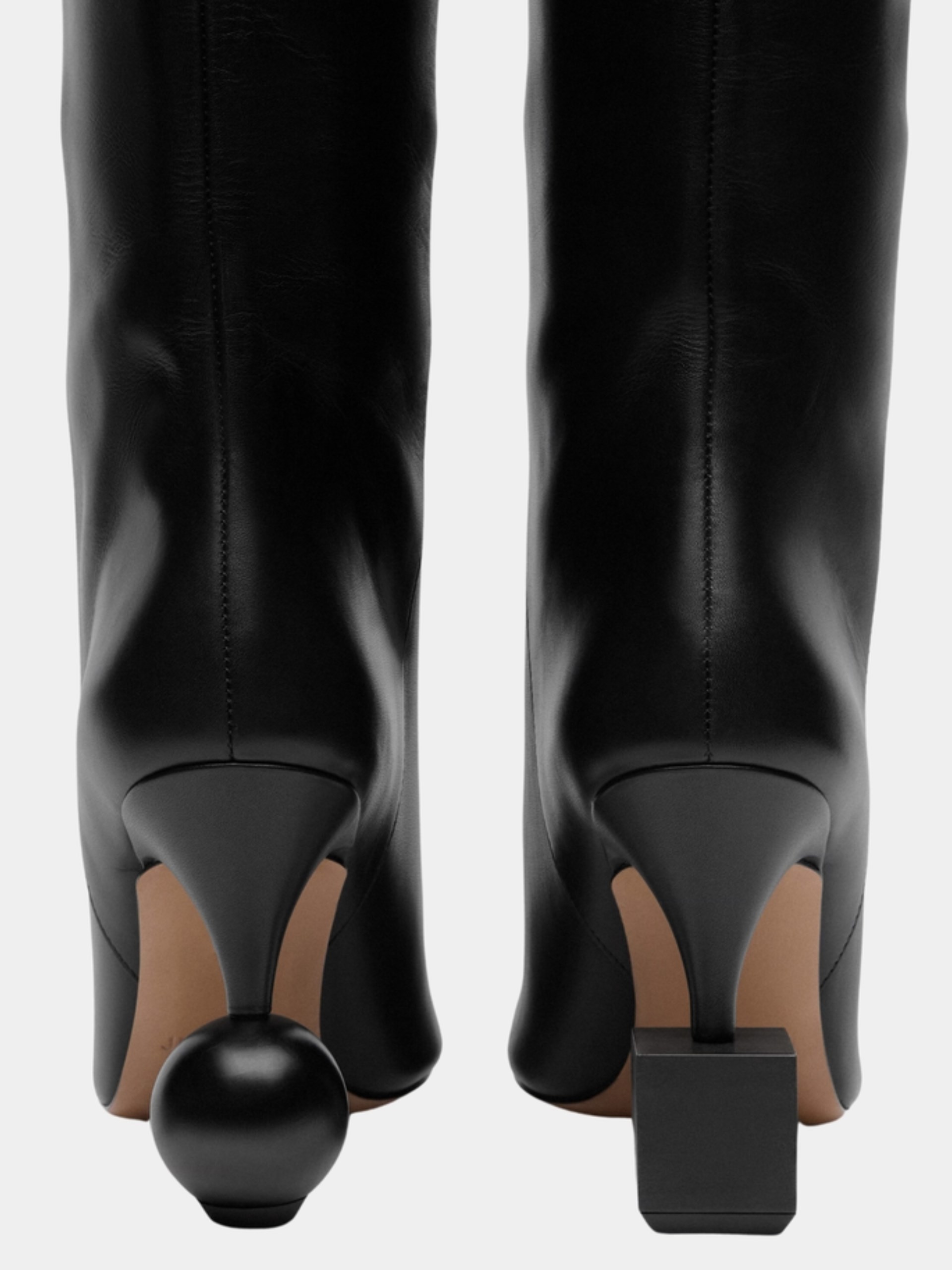 Jacquemus black boots with curved heels