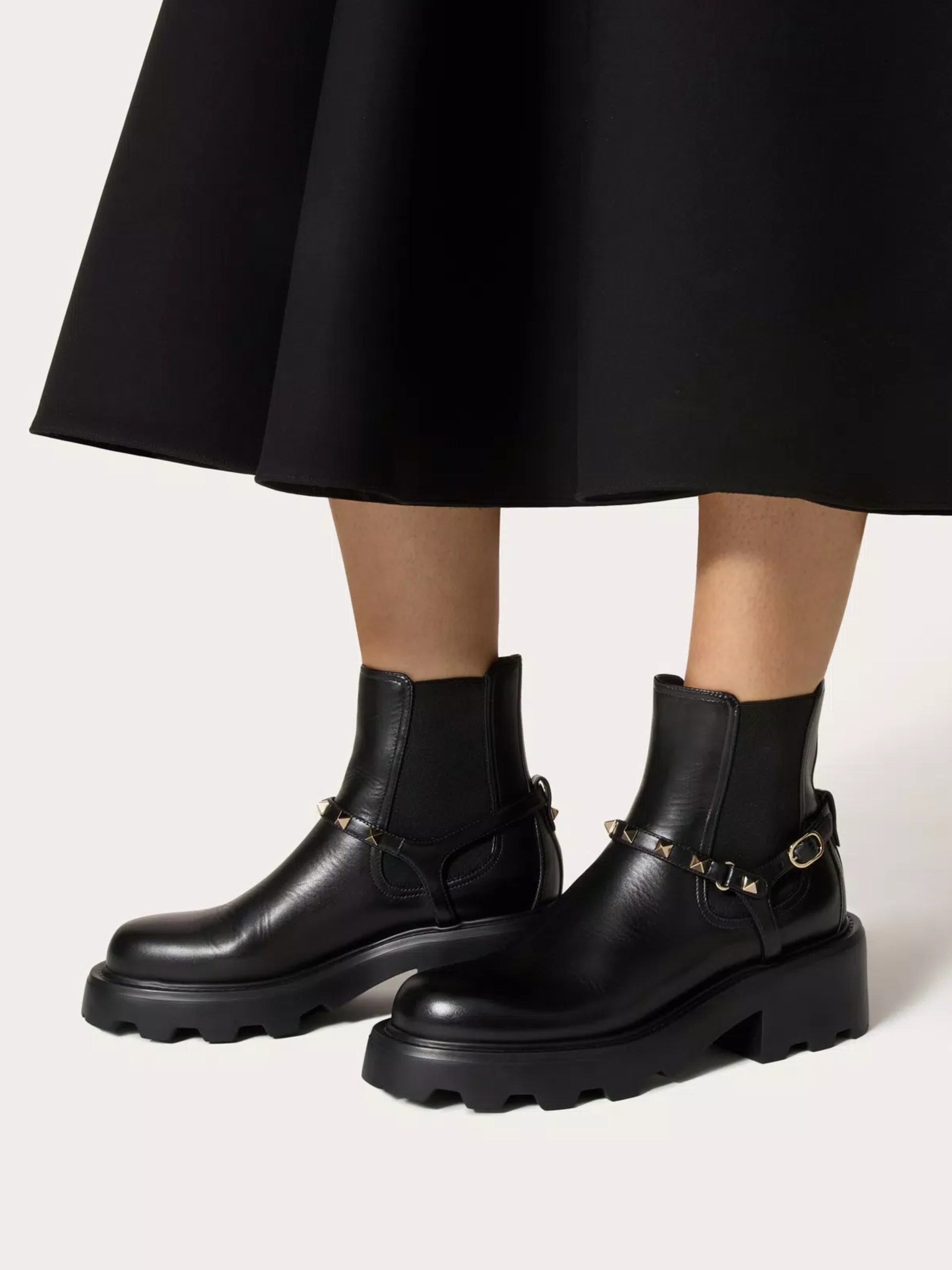 Valentino Garavani ROCKSTUD BEATLE black leather boots