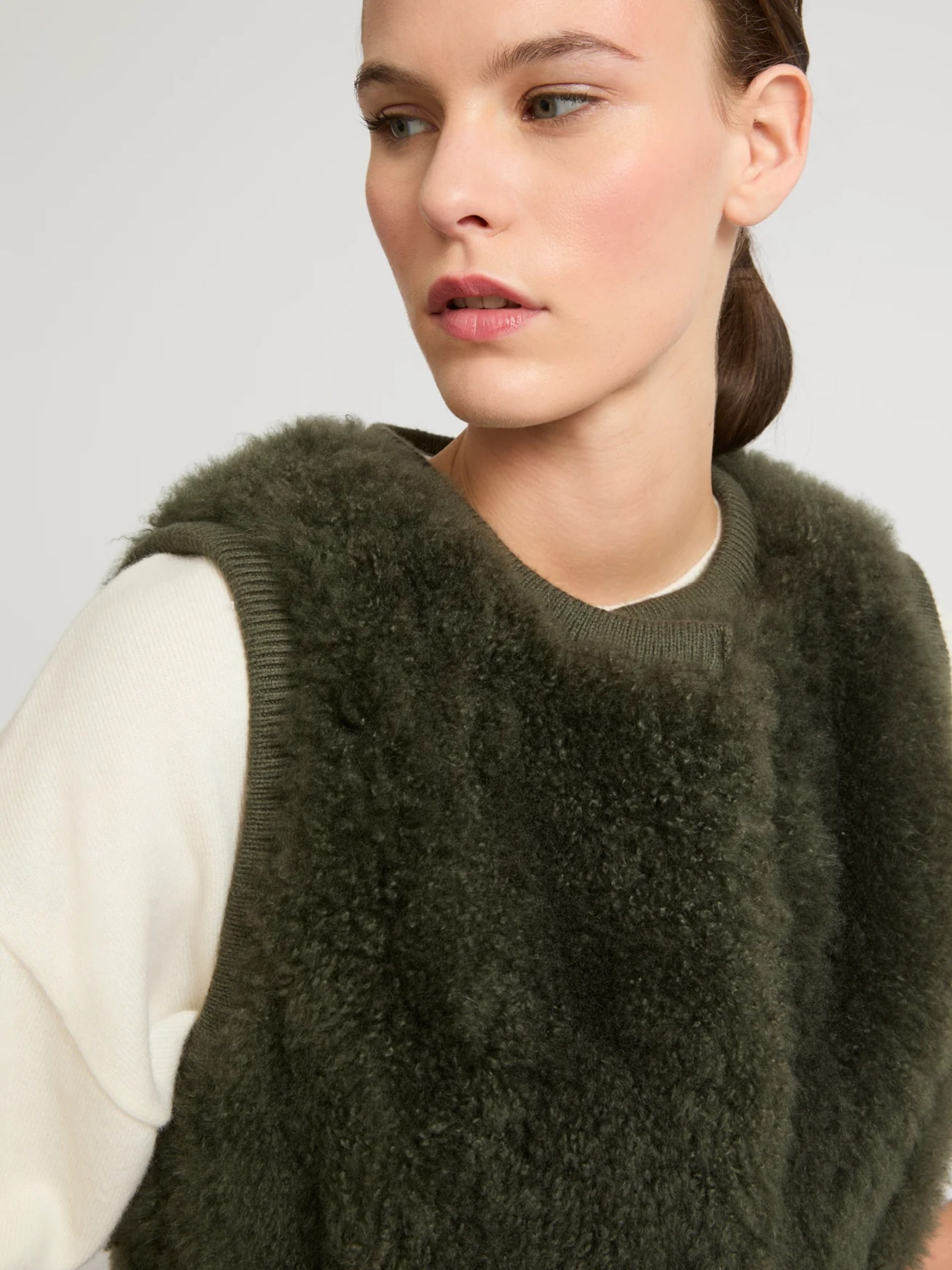 Yves Salomon tank top in merino fur and khaki leather