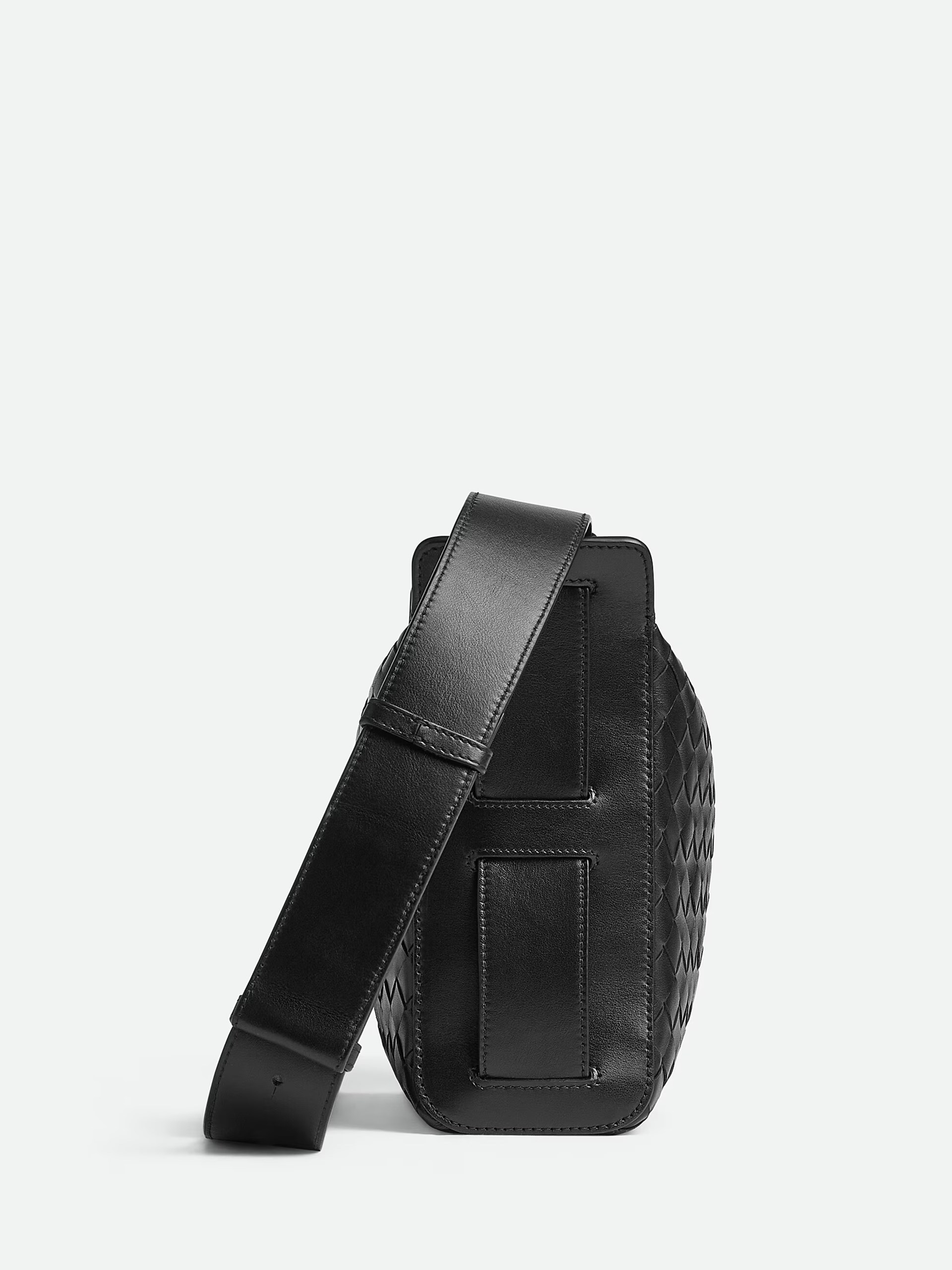 Bottega Veneta Tribeca men's black bag in soft Intrecciato leather