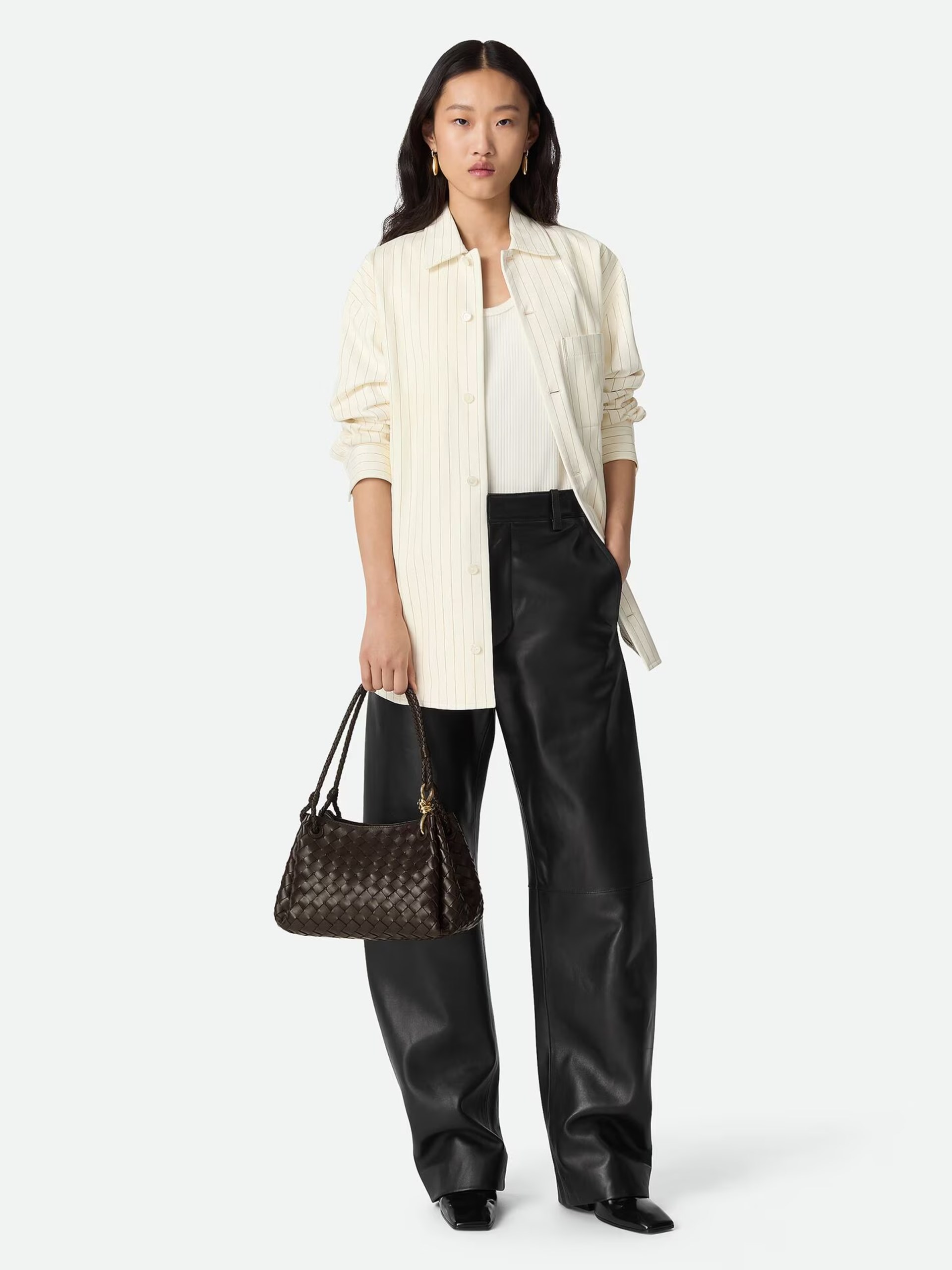 Темно-коричнева сумка Bottega Veneta Parachute зі шкіри