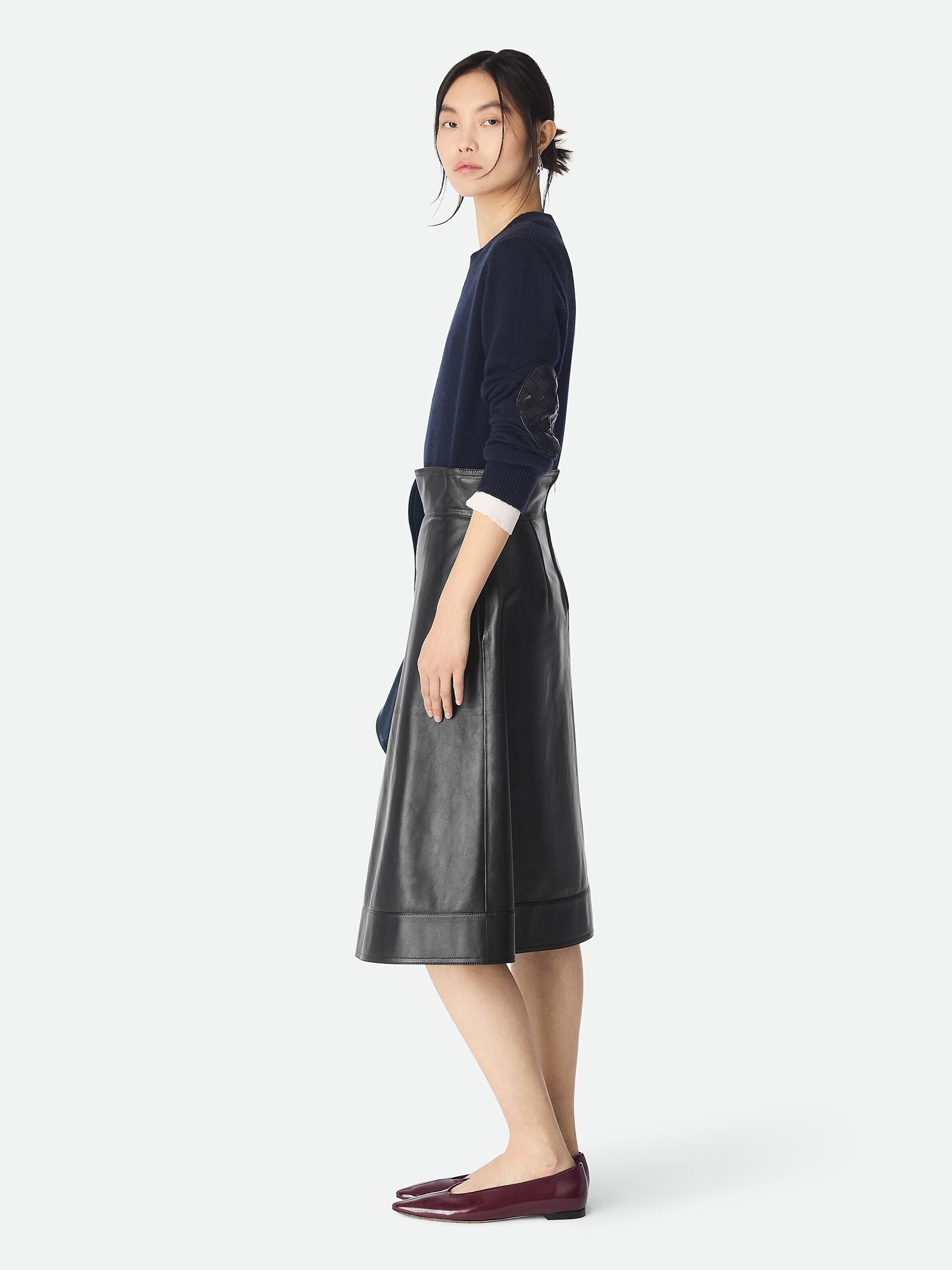 Bottega Veneta black A-line leather skirt