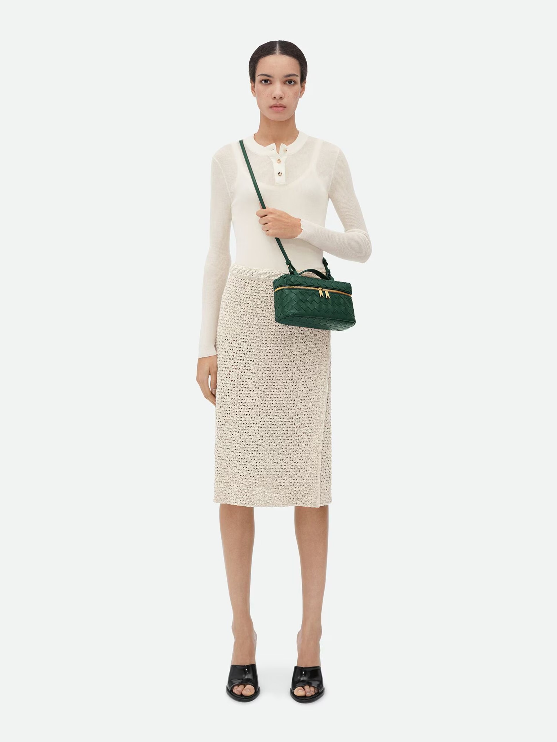Зелена сумка Bottega Veneta Bang Bang Vanity Case з м’якої шкіри Intrecciato