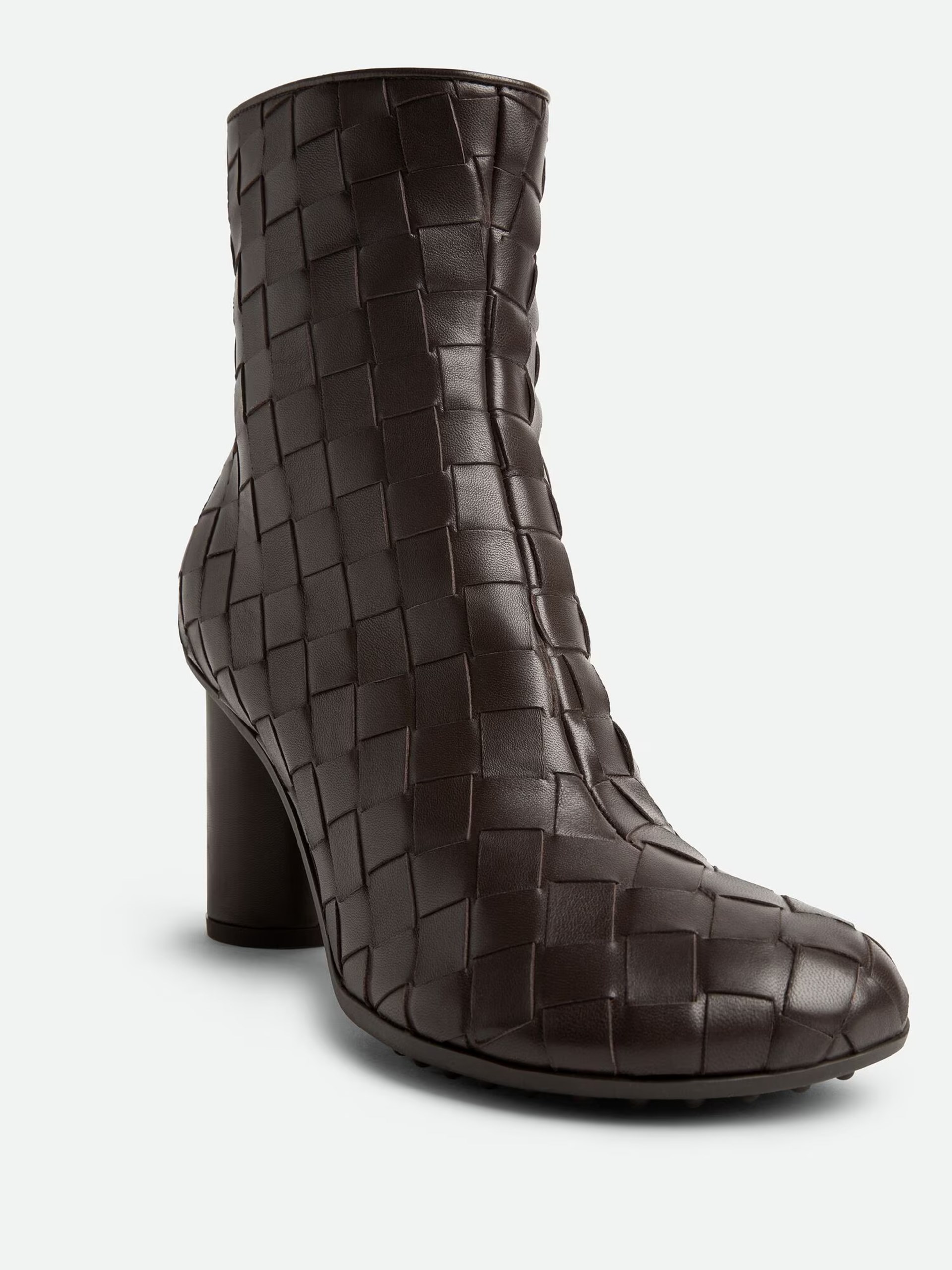 Темно-коричневі чоботи Bottega Veneta Atomic з м'якої шкіри Intrecciato на підборах
