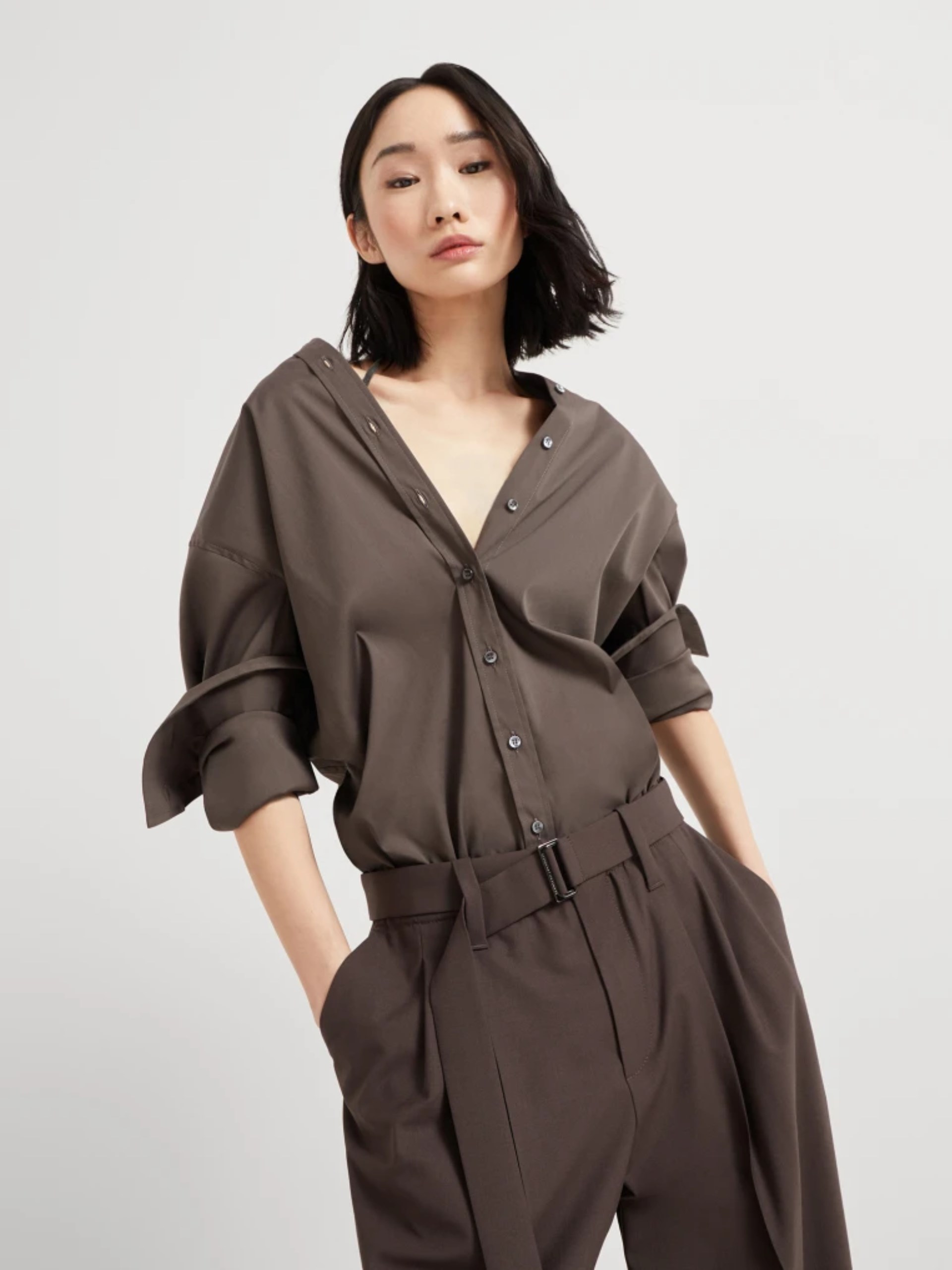 Brunello Cucinelli brown shirt with elegant removable straps
