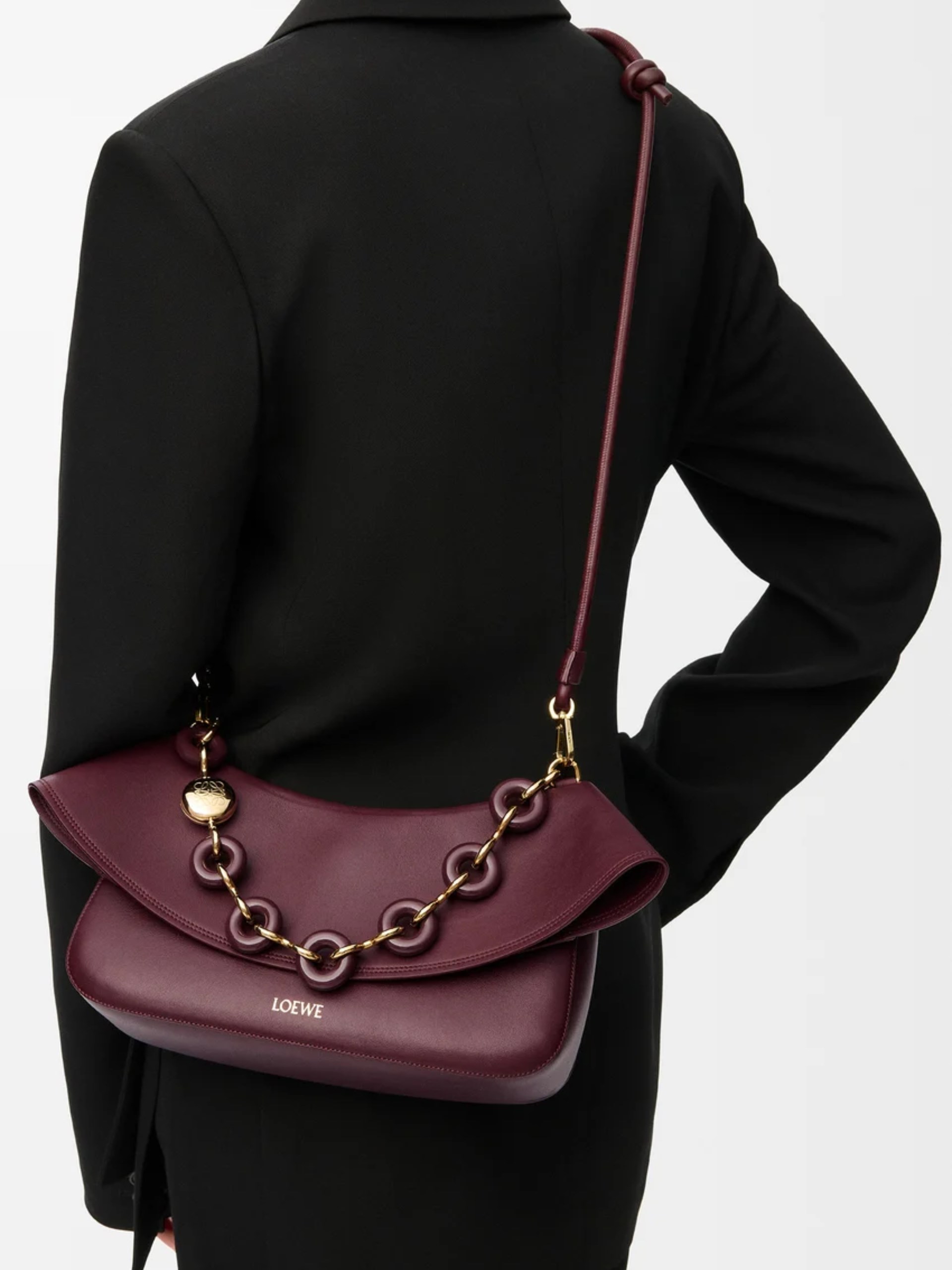 Сумка Loewe Ola Medium з знімним ланцюжком кольору бургунді