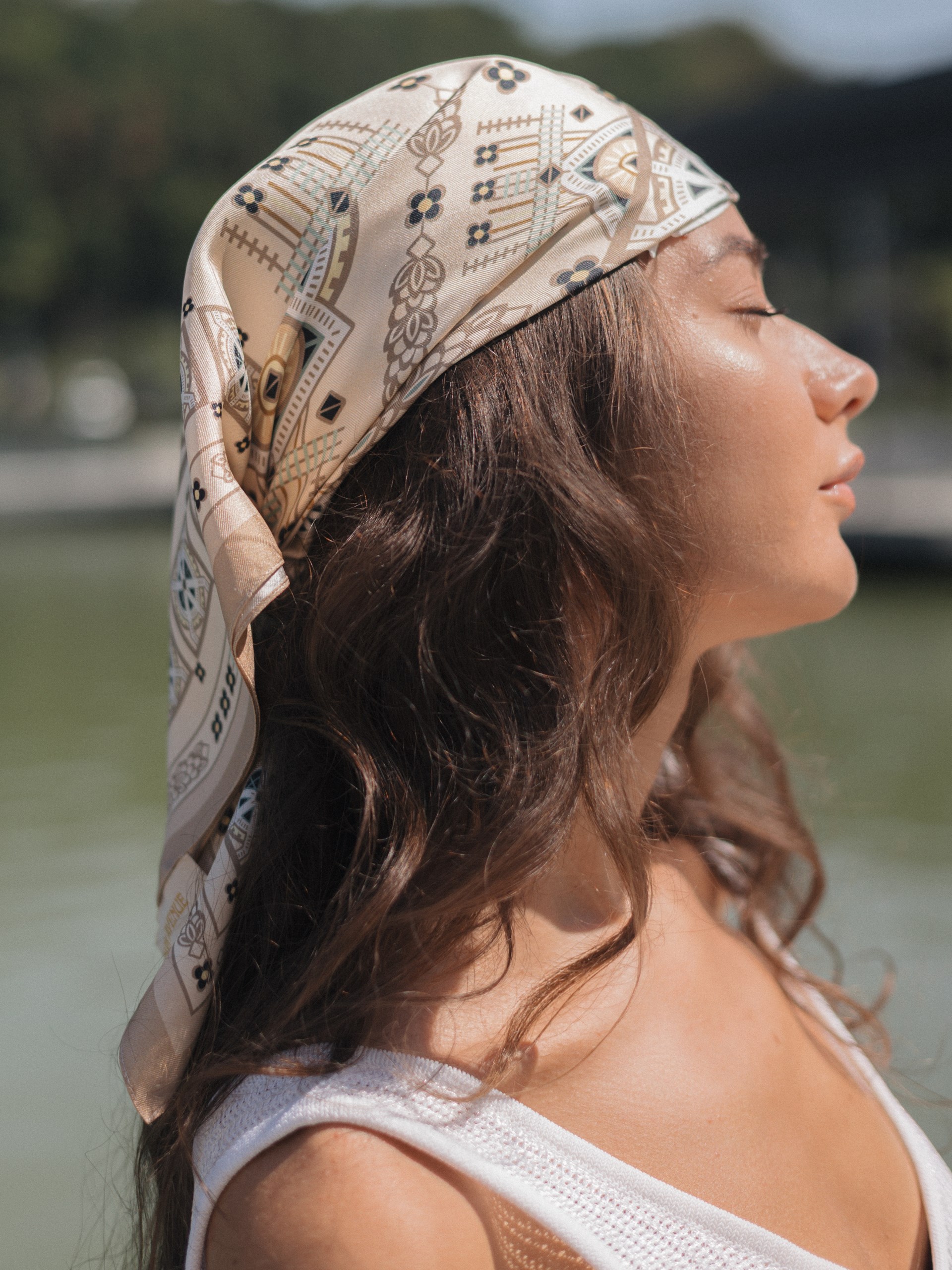 Beige Park Avenue Atelier scarf with an original geometric print