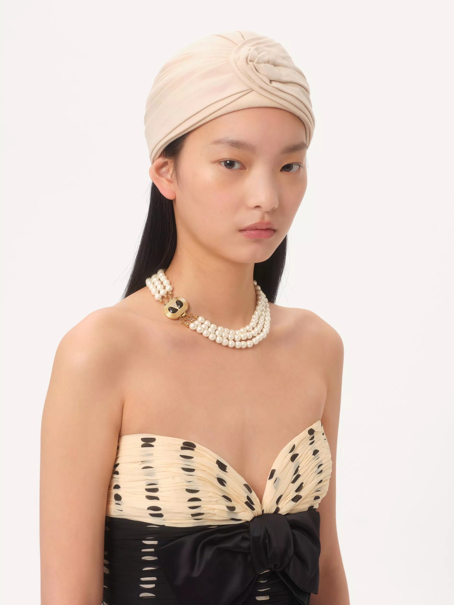 Valentino necklace with Swarovski® crystals