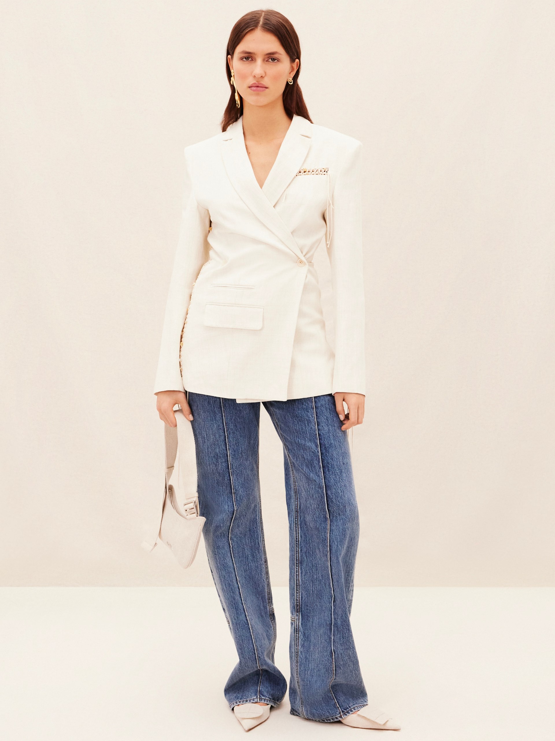 Jacquemus Tibau off-white double-breasted jacket with a slim fit