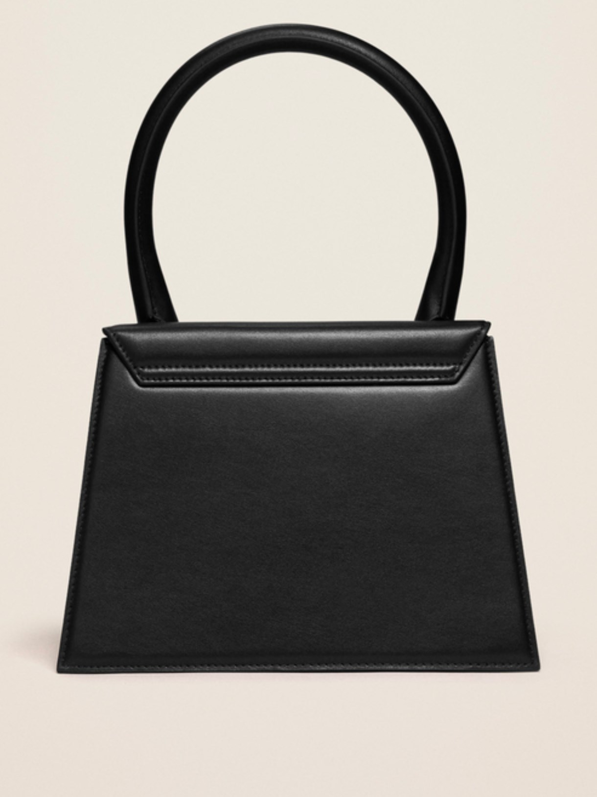 Jacquemus Le Grand Chiquito shoulder bag in black