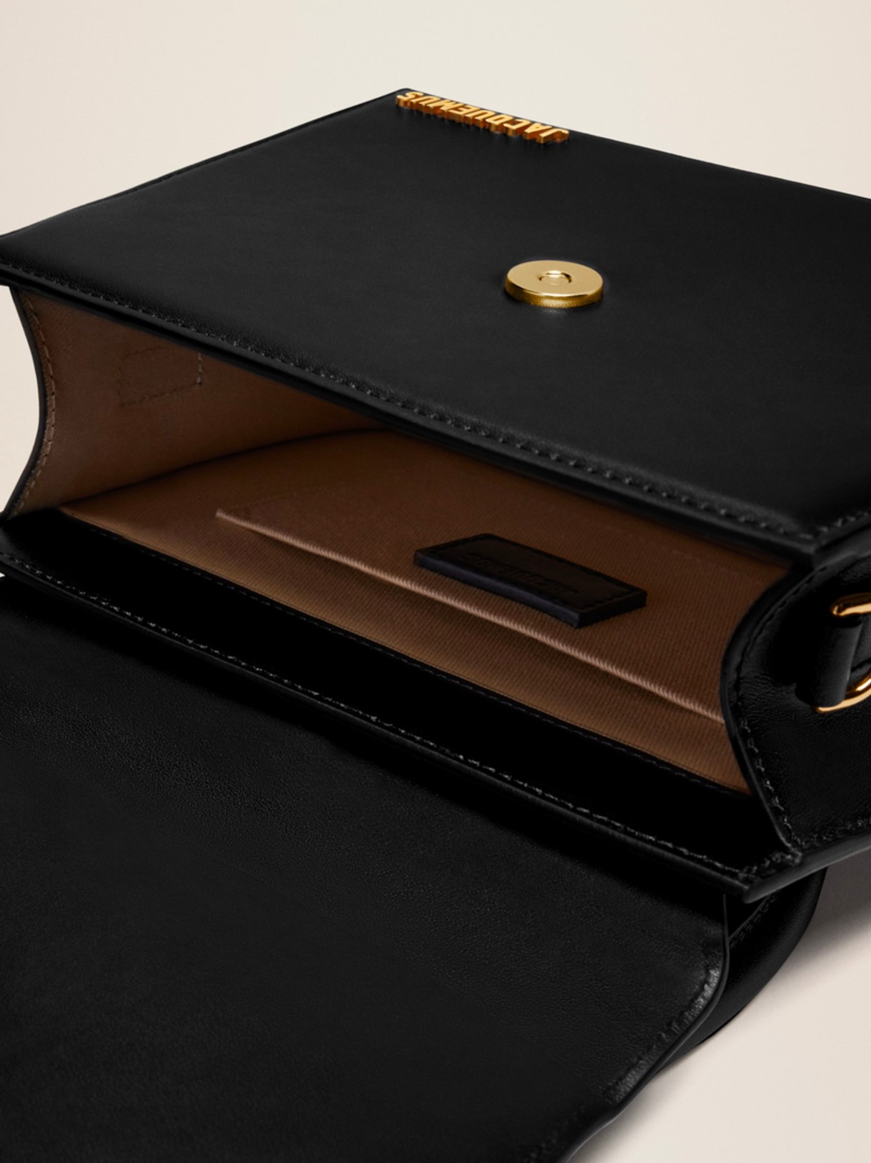 Jacquemus Le Grand Chiquito shoulder bag in black