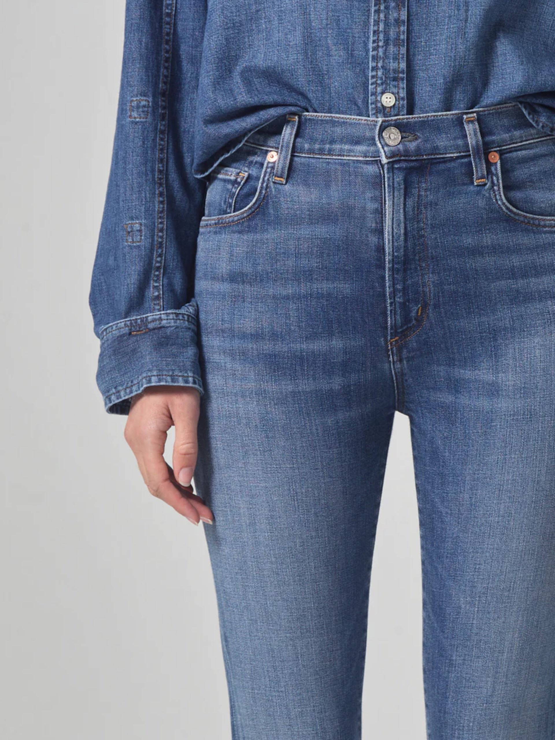 Citizens of Humanity Lilah 30" High Rise Blue Jeans