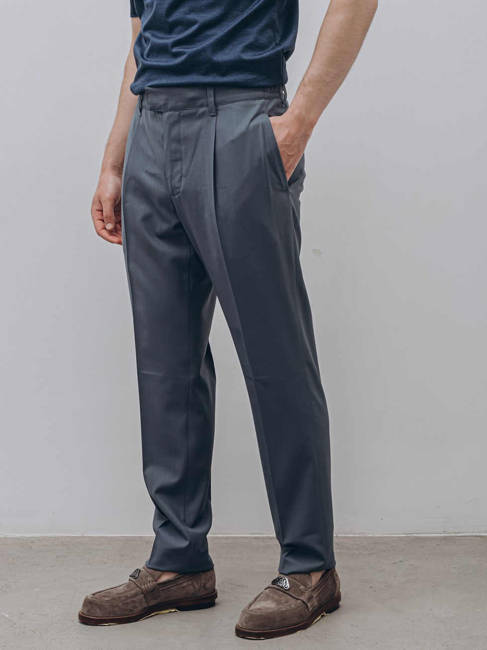 Cortigiani gray wool trousers for men