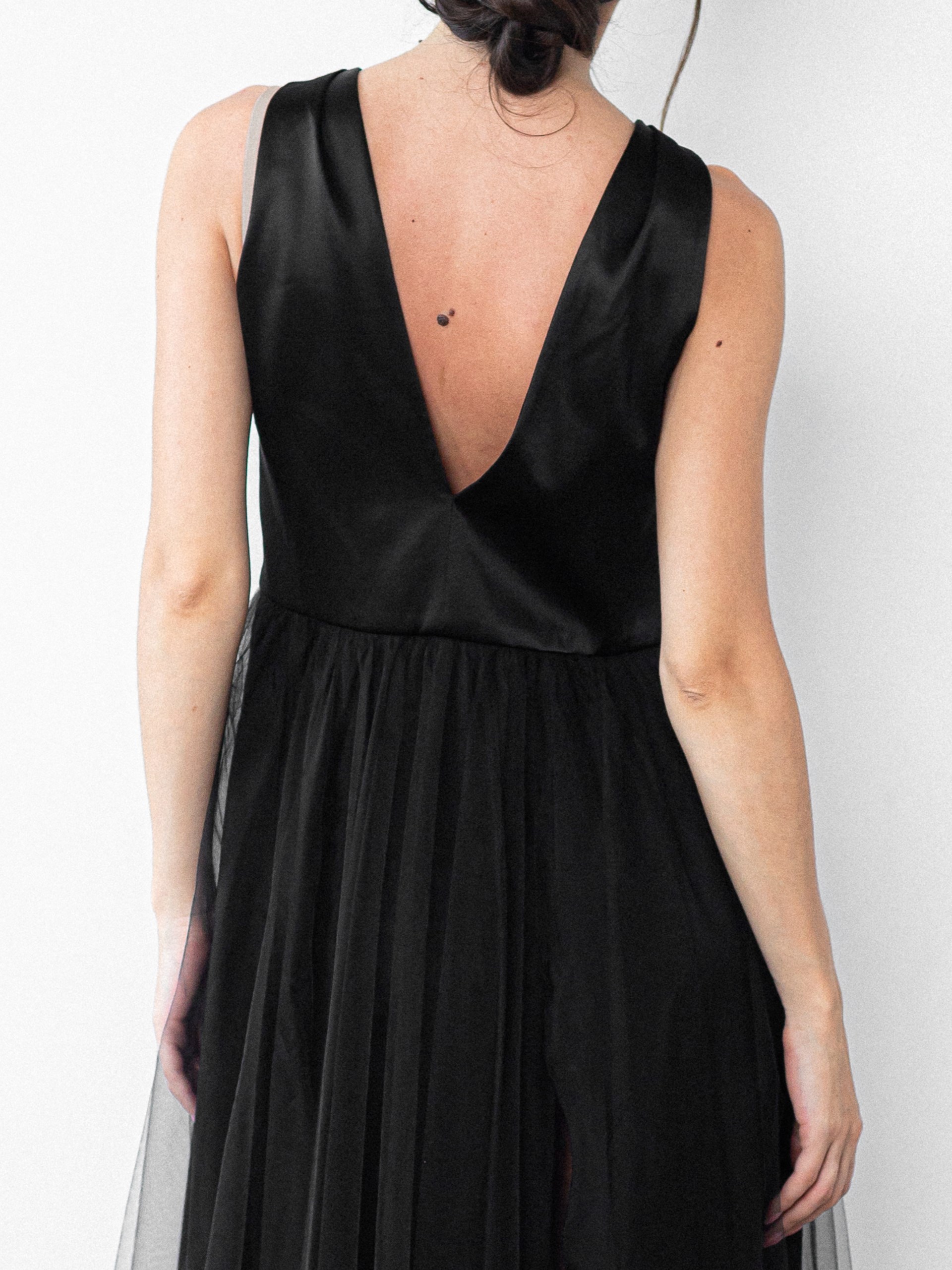Kiton black V-neck dress