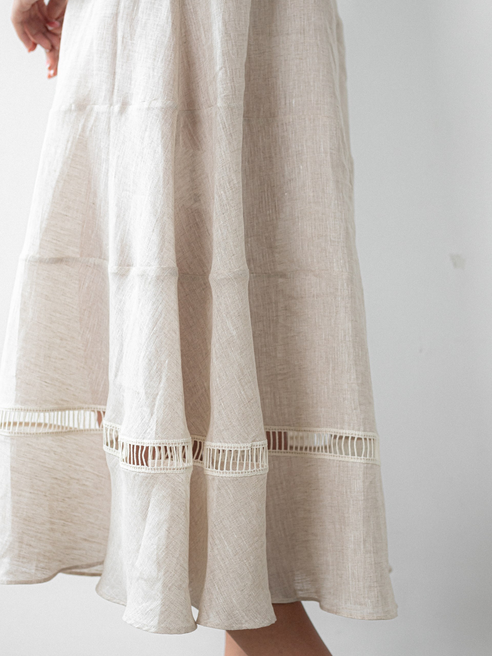 Kiton beige linen dress with round neckline
