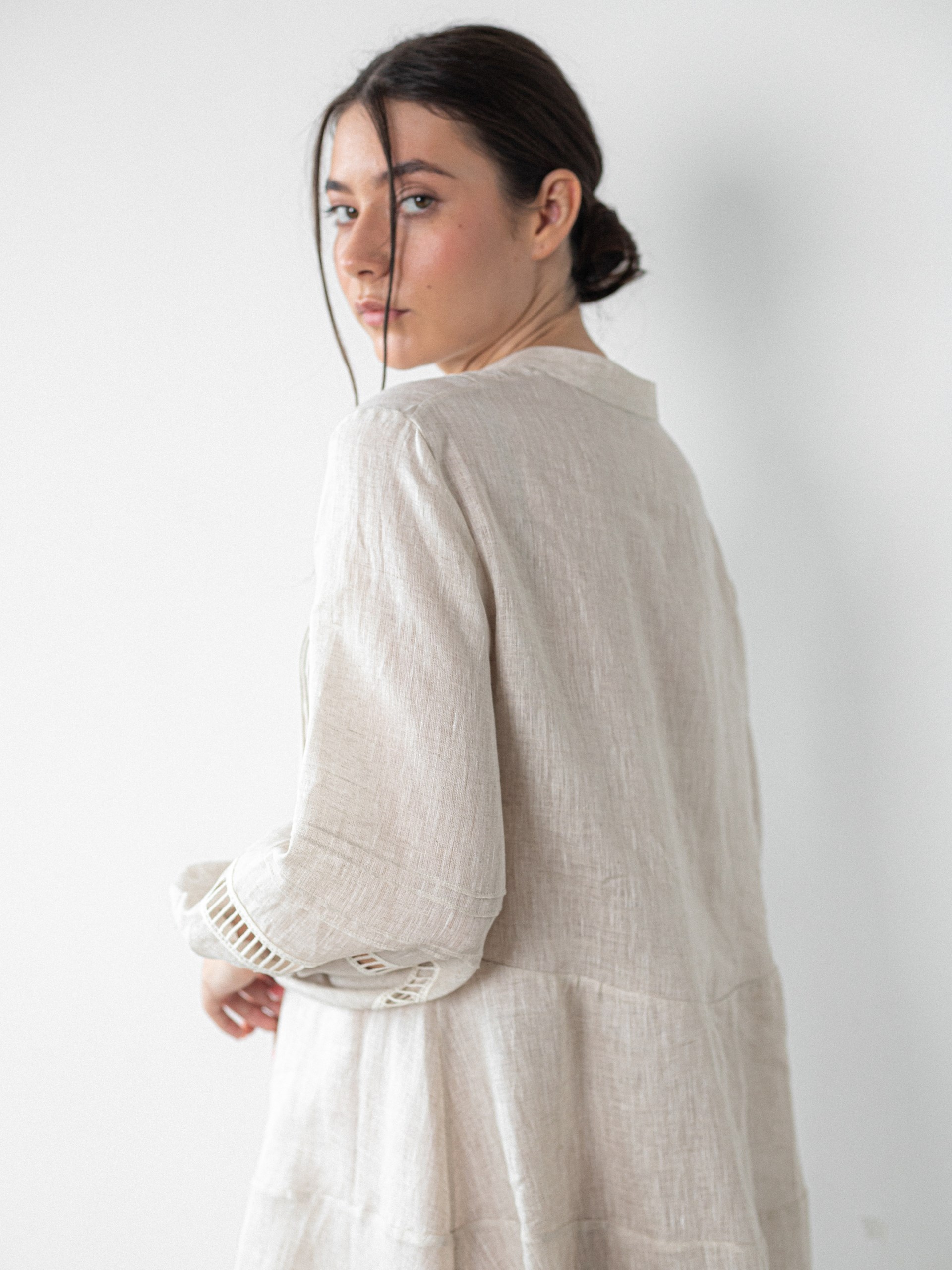 Kiton beige linen dress with round neckline