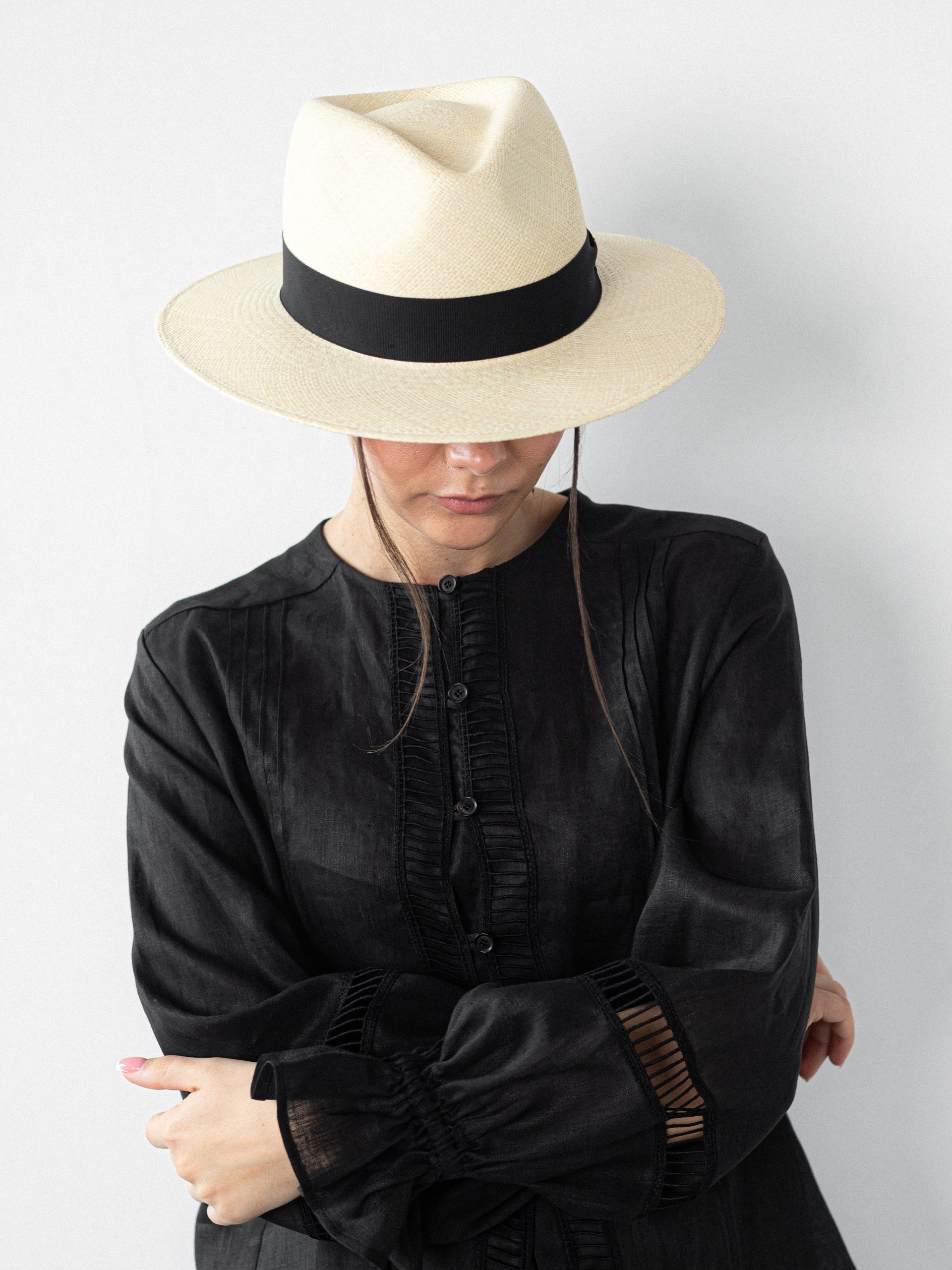 Kiton straw hat with black stripe