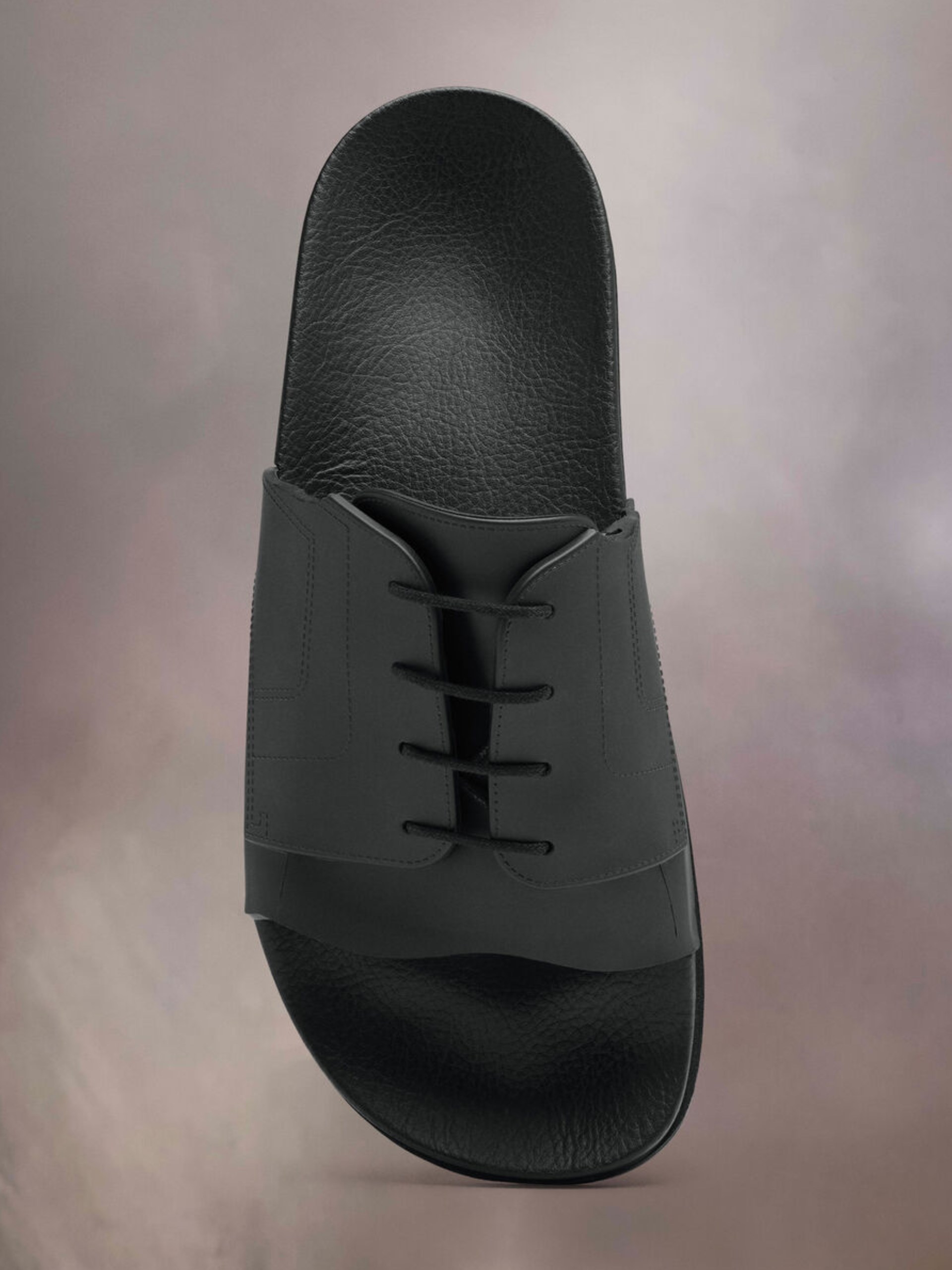 Чорні шльопанці унісекс Maison Margiela зі шнурівкою