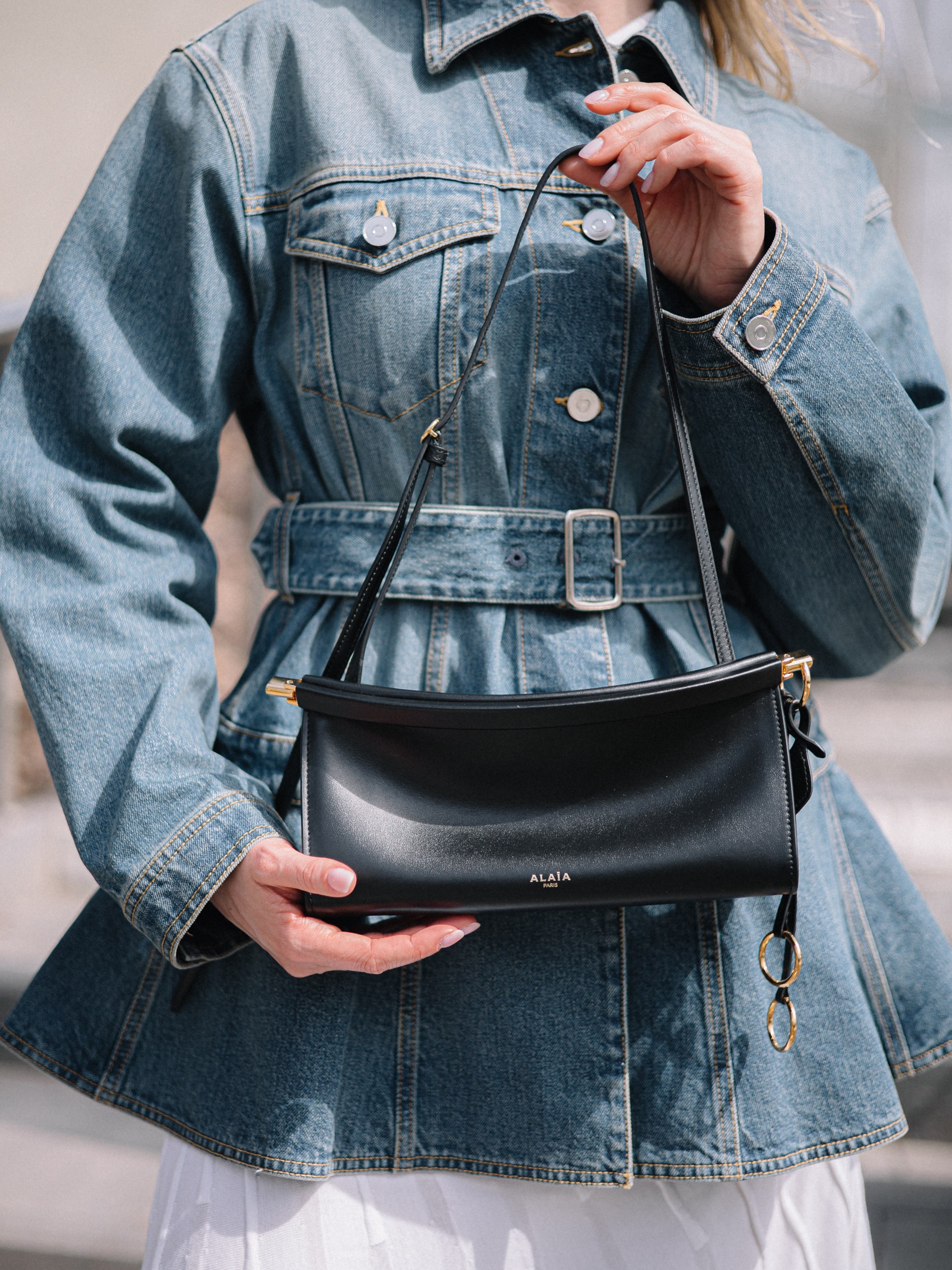 Black Alaia LE CLICK EAST WEST Small bag with gold hardware