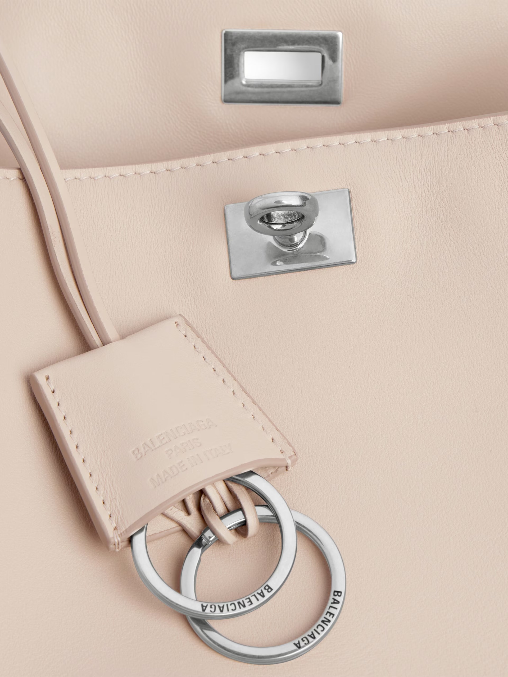 Ніжно-рожева сумка Balenciaga Rodeo Small зі шкіри