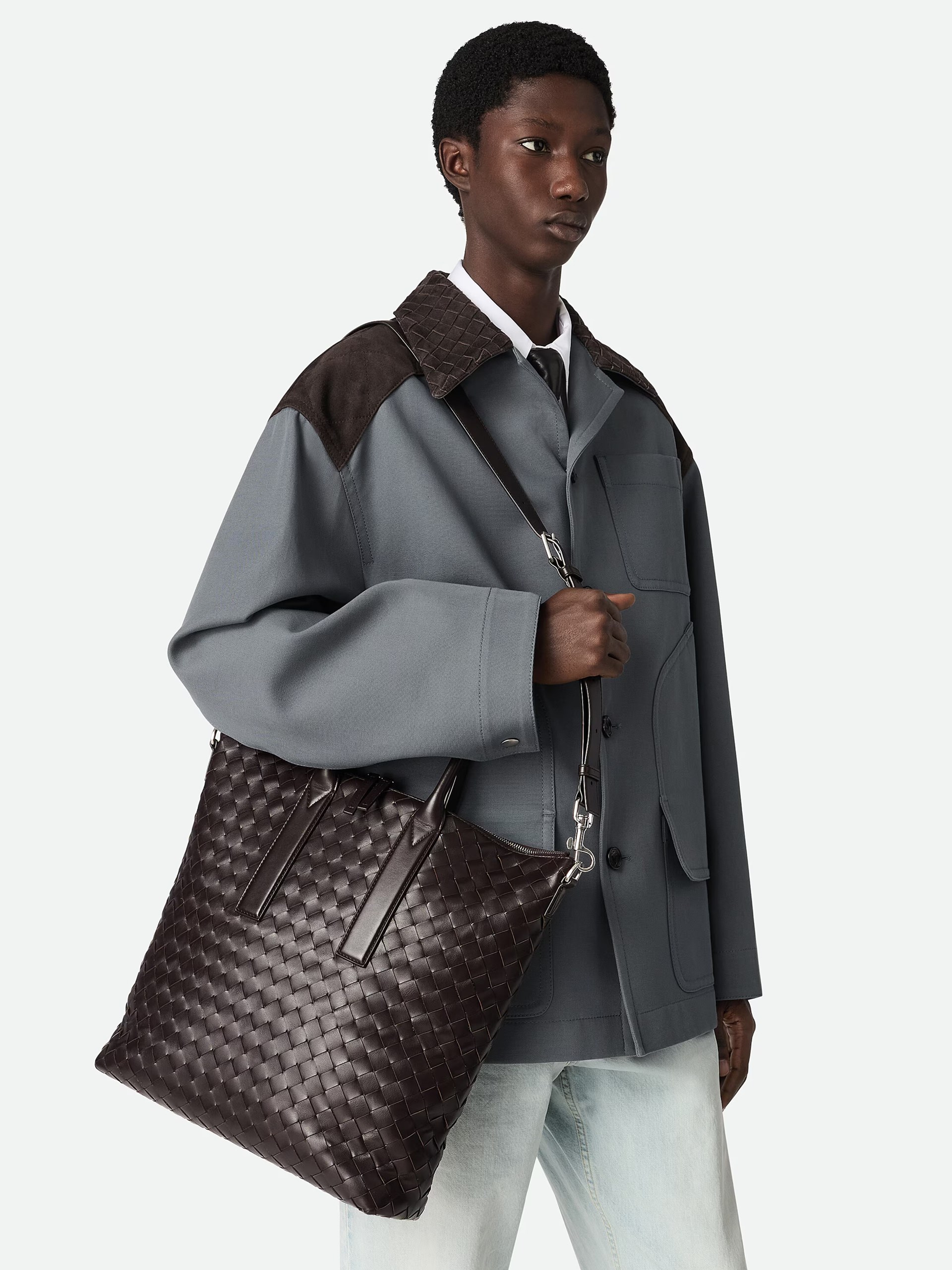 Bottega Veneta men's dark brown bag in soft Intrecciato leather