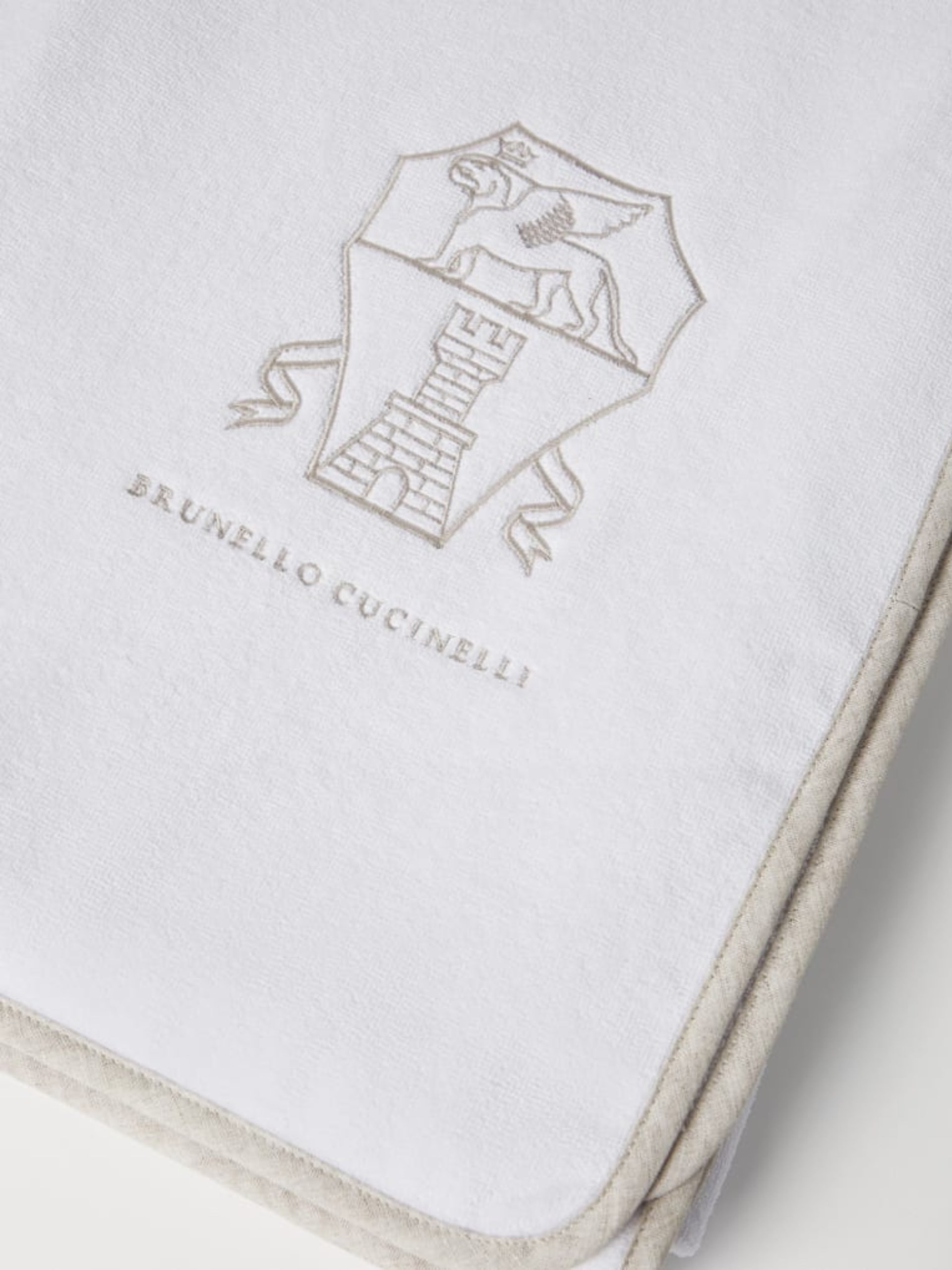 Brunello Cucinelli white beach towel with logo embroidery