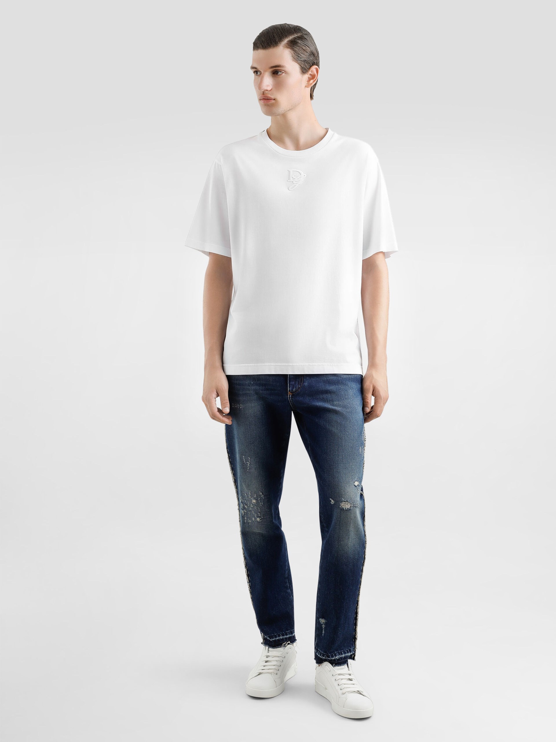 Dolce&Gabbana men's white T-shirt with embroidered logo