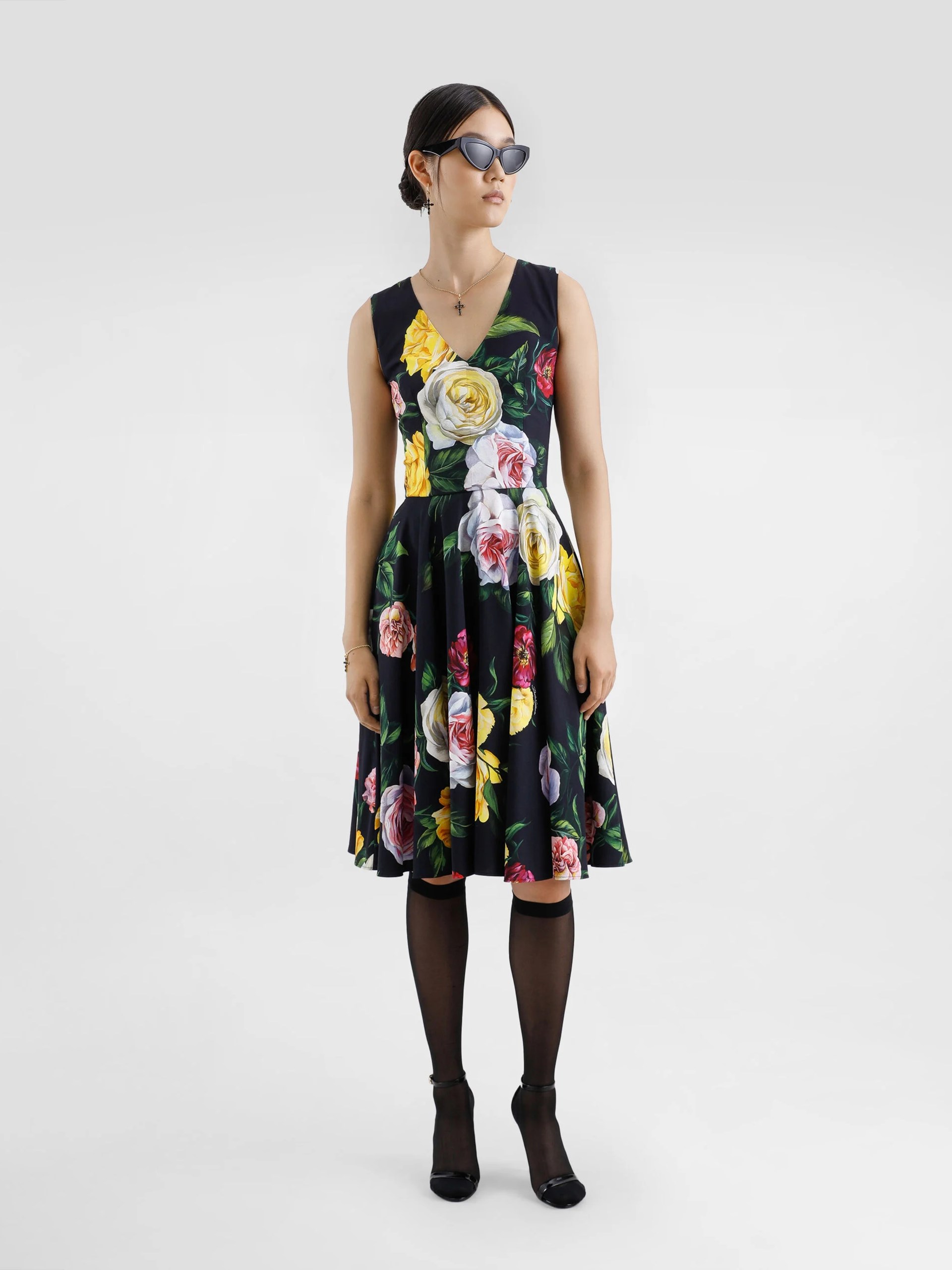 DOLCE&GABBANA DRESS with a print of peonies and roses and a round skirt