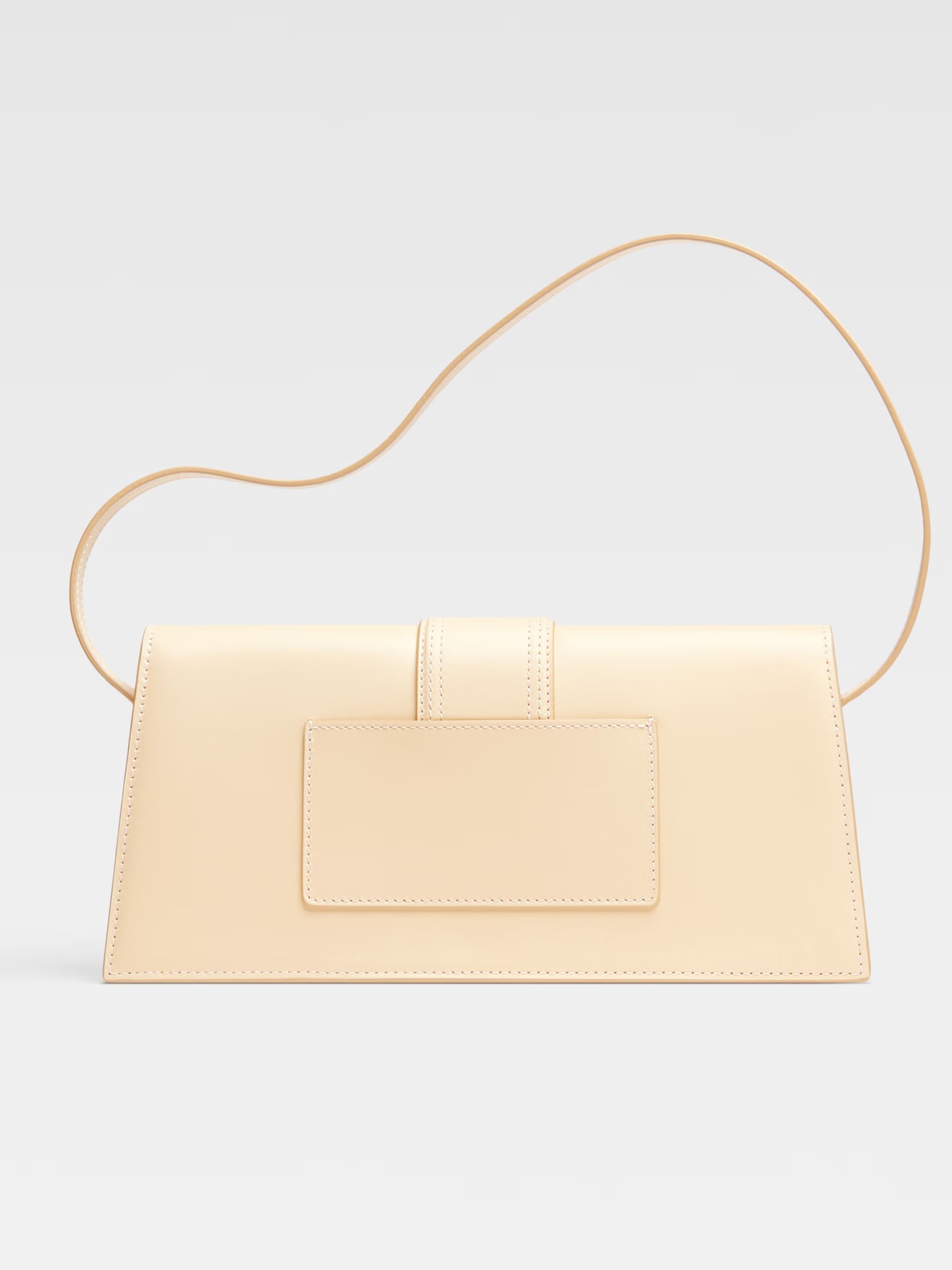 Бежева сумка Jacquemus Chiquito зі шкіри