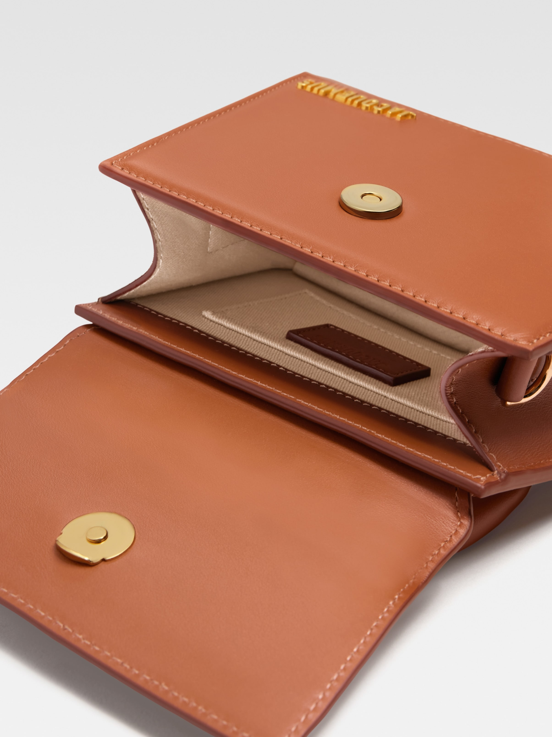 Коричнева сумка Jacquemus Chiquito medium зі шкіри