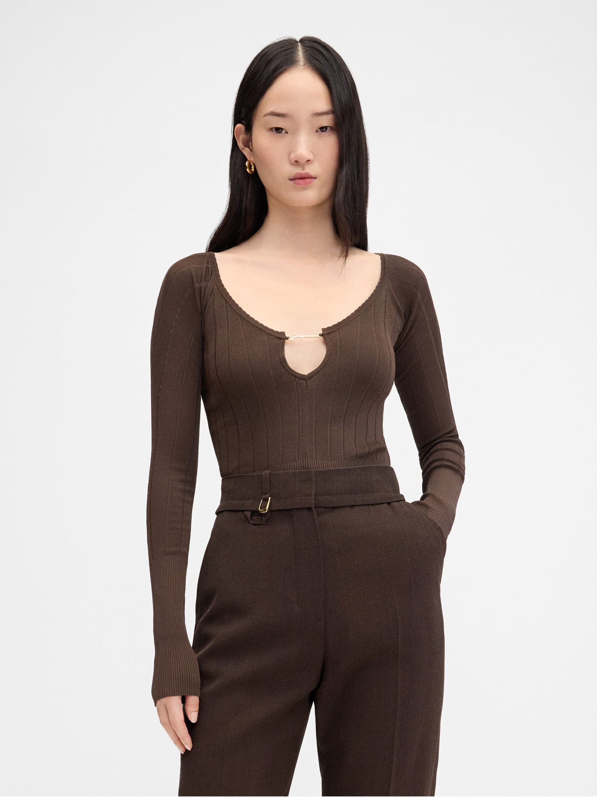 Коричневий топ Jacquemus з логотипом