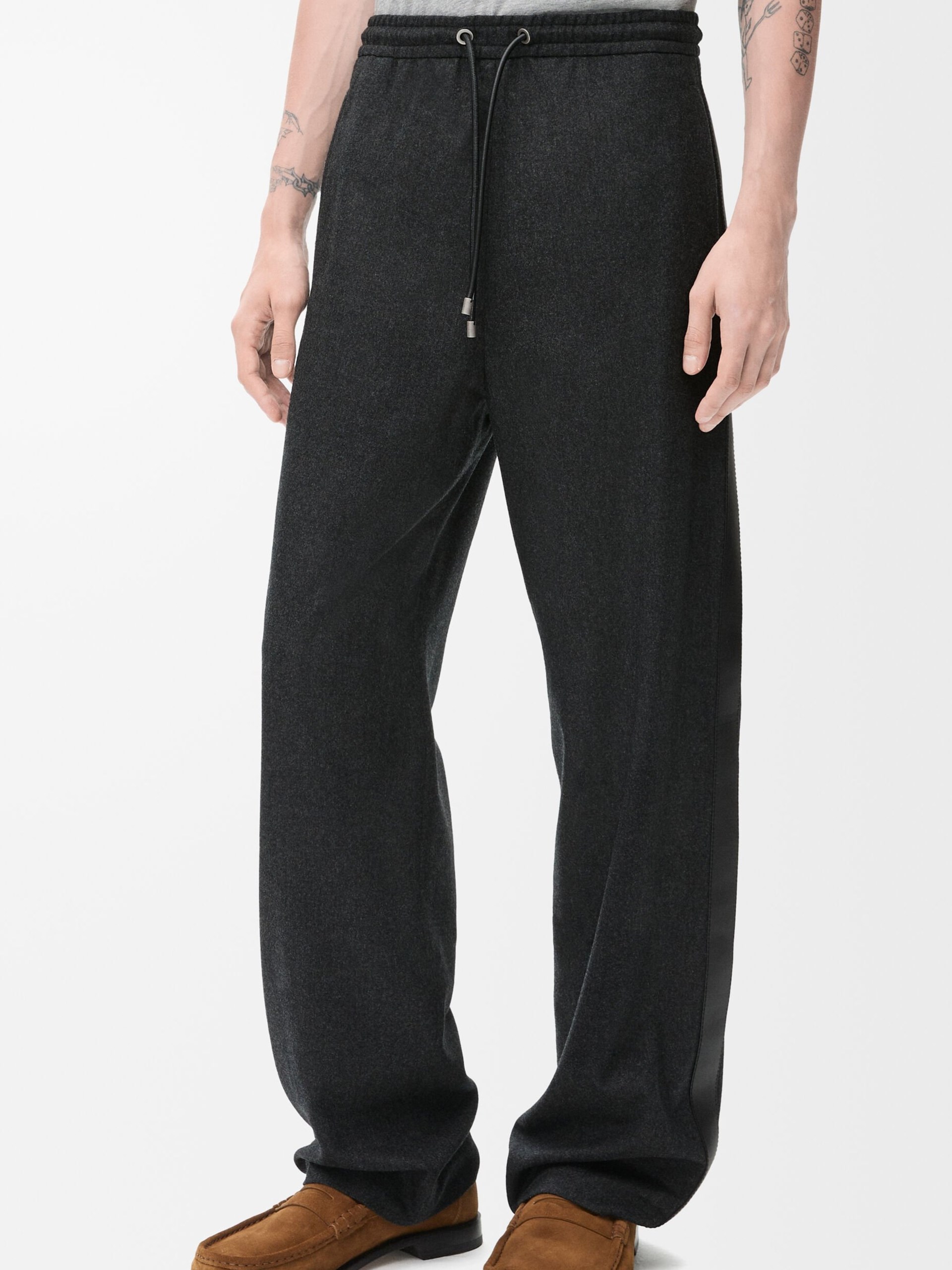 Loewe men's gray pants with leather inserts on the sides with Anagram embossing