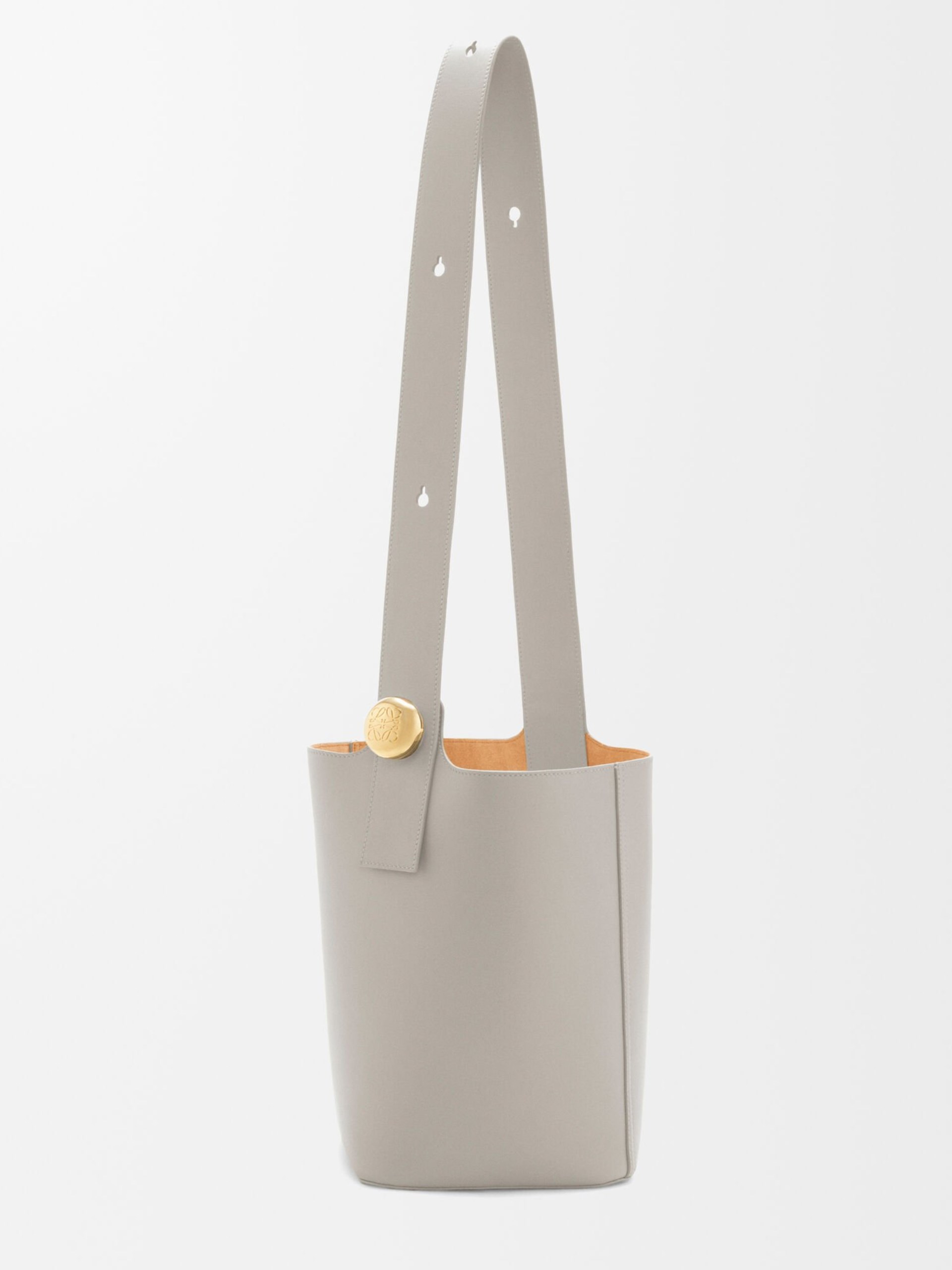 Loewe Pebble Medium grey grained leather bucket bag