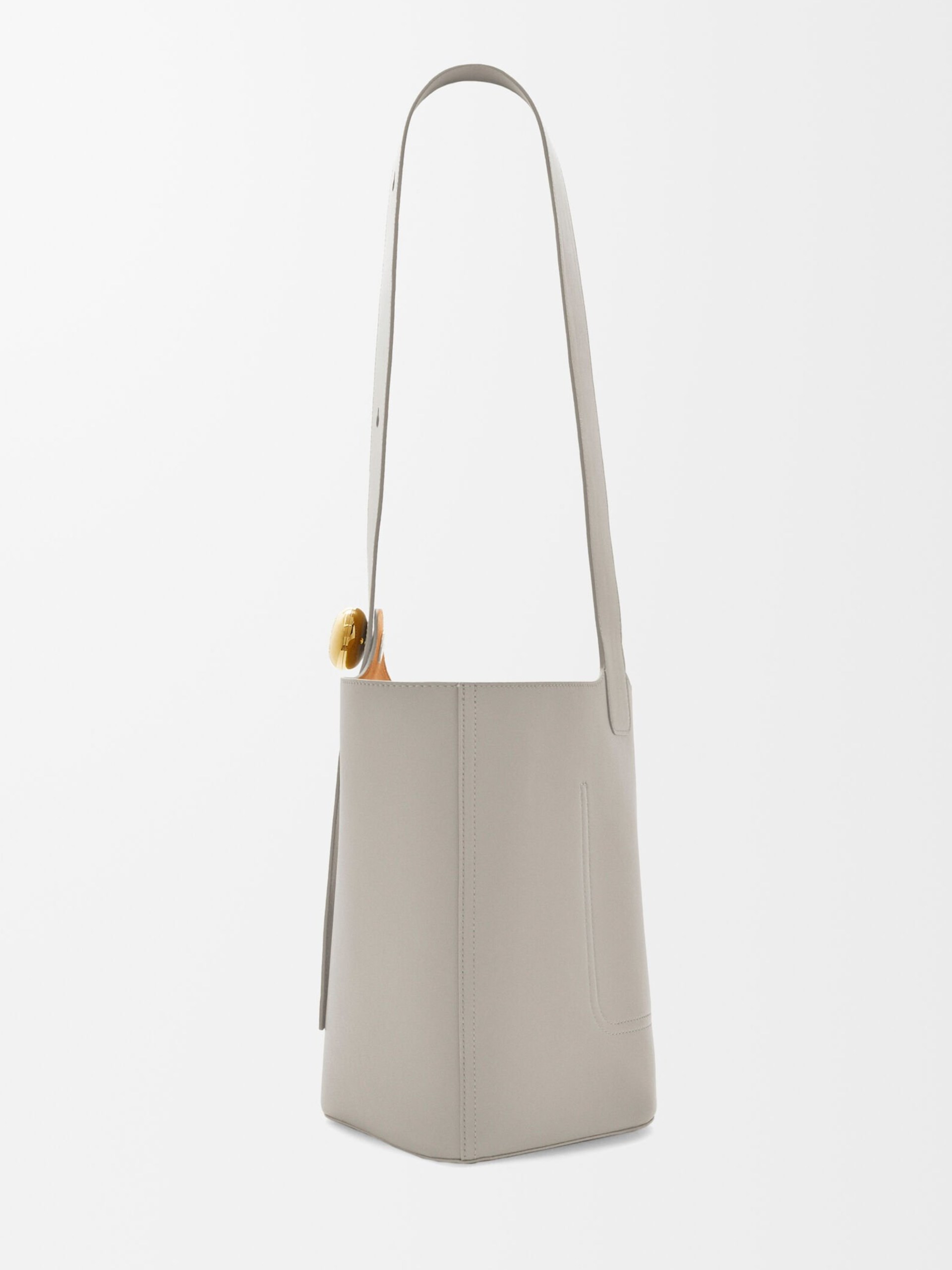 Loewe Pebble Medium grey grained leather bucket bag