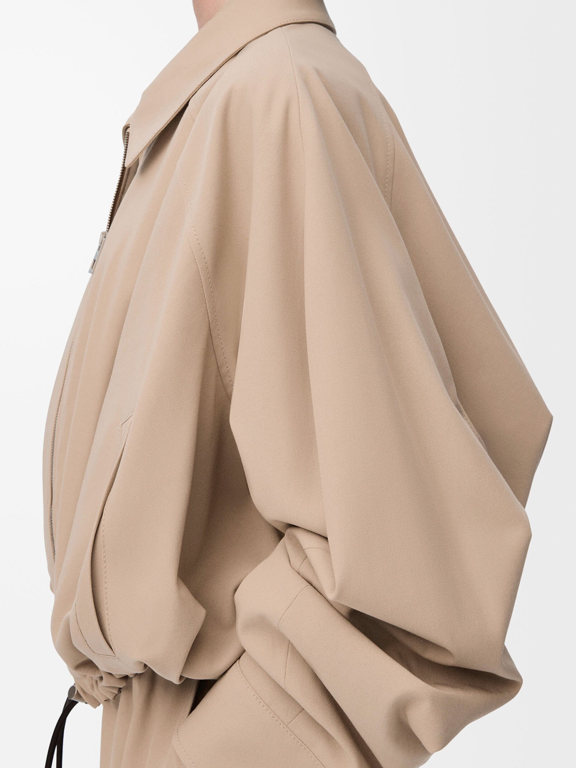 Loewe beige cropped jacket with collar